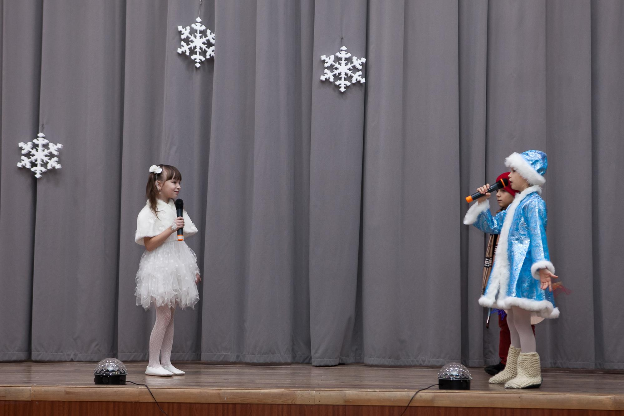 Праздник в школе. Выпускные альбомы Москва СВАО