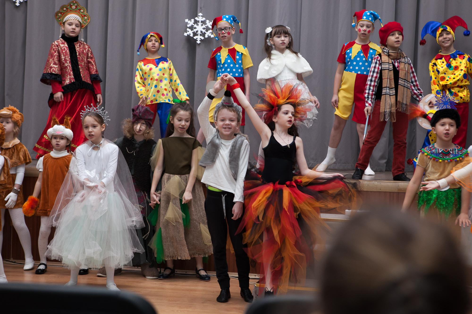 Праздник в школе. Выпускные альбомы Москва СВАО