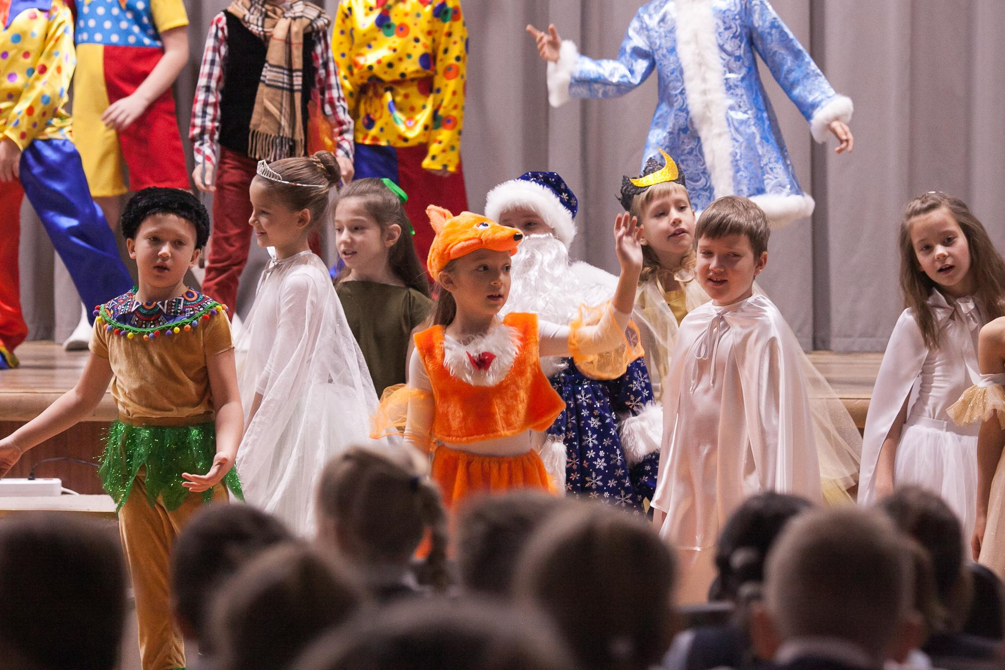 Праздник в школе. Выпускные альбомы Москва СВАО