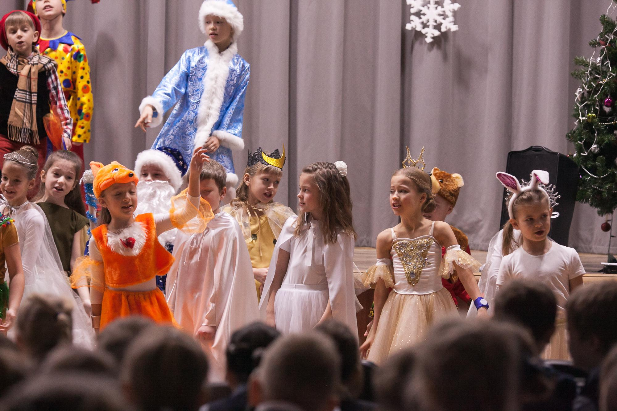 Праздник в школе. Выпускные альбомы Москва СВАО