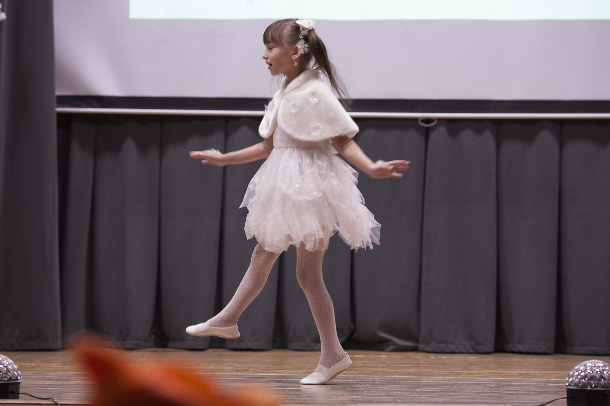 Праздник в школе. Выпускные альбомы Москва СВАО