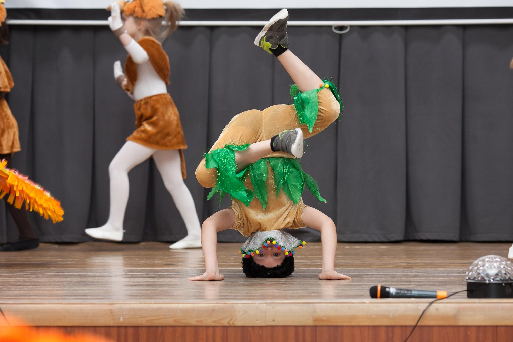 Праздник в школе. Выпускные альбомы Москва СВАО