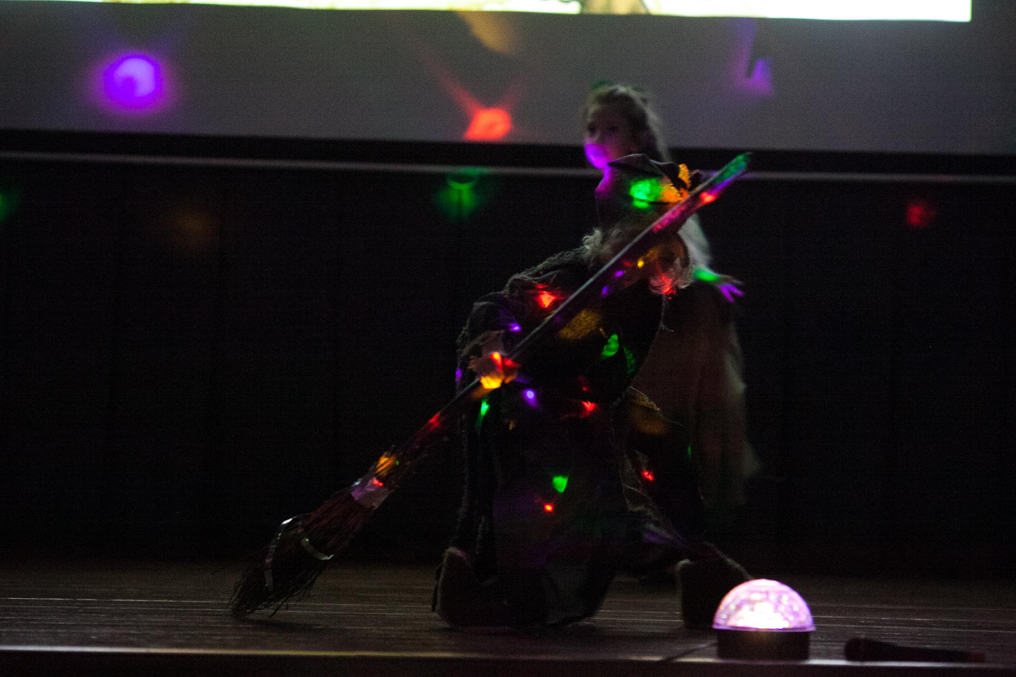 Праздник в школе. Выпускные альбомы Москва СВАО