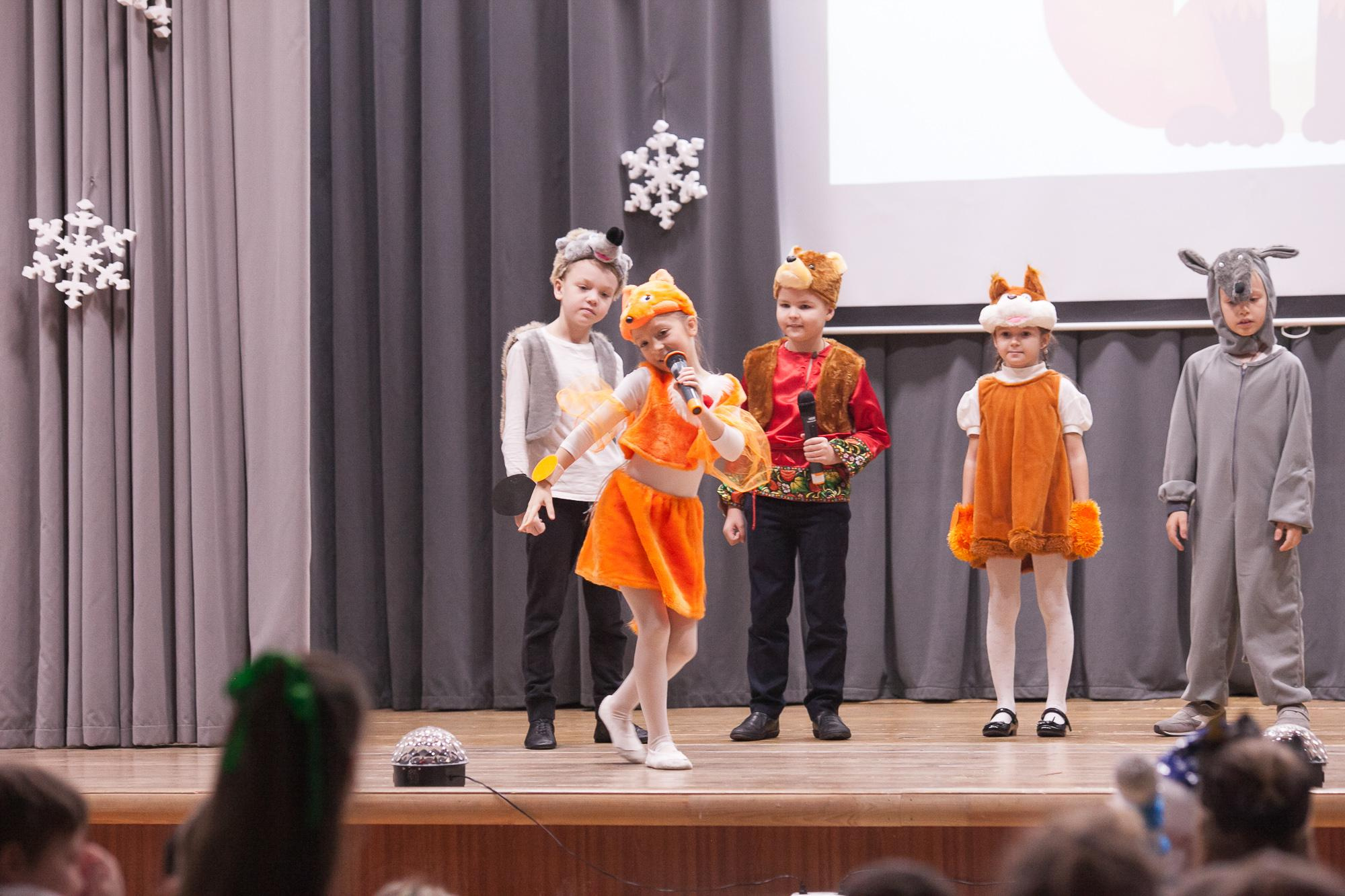 Праздник в школе. Выпускные альбомы Москва СВАО