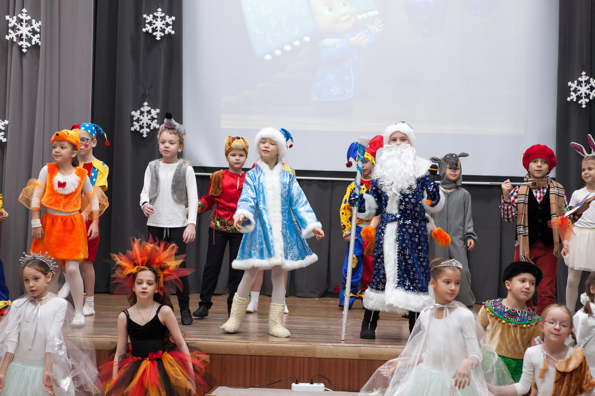 Праздник в школе. Выпускные альбомы Москва СВАО