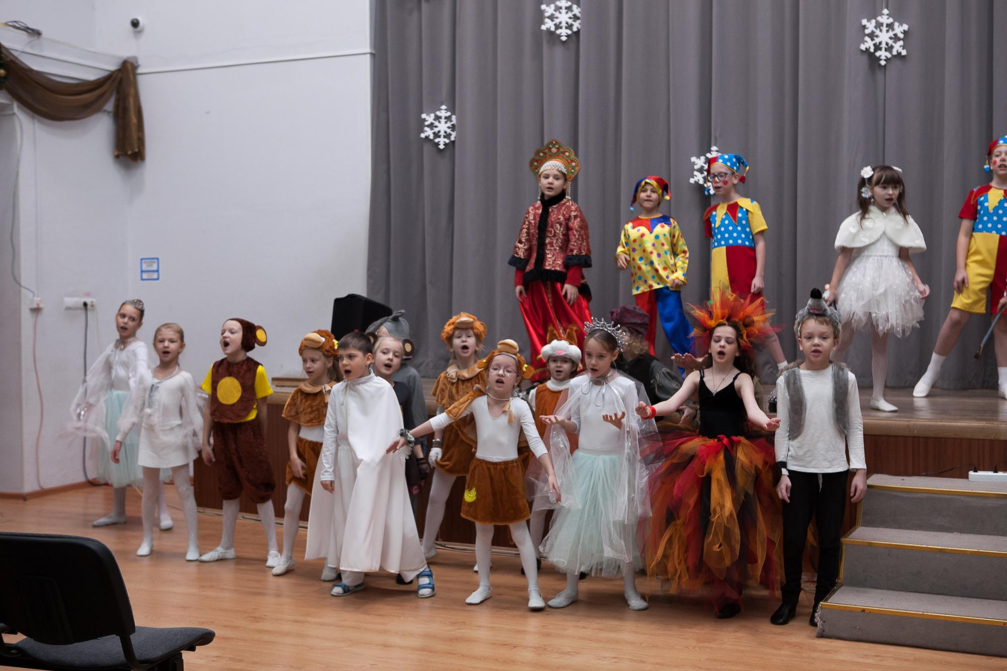 Праздник в школе. Выпускные альбомы Москва СВАО