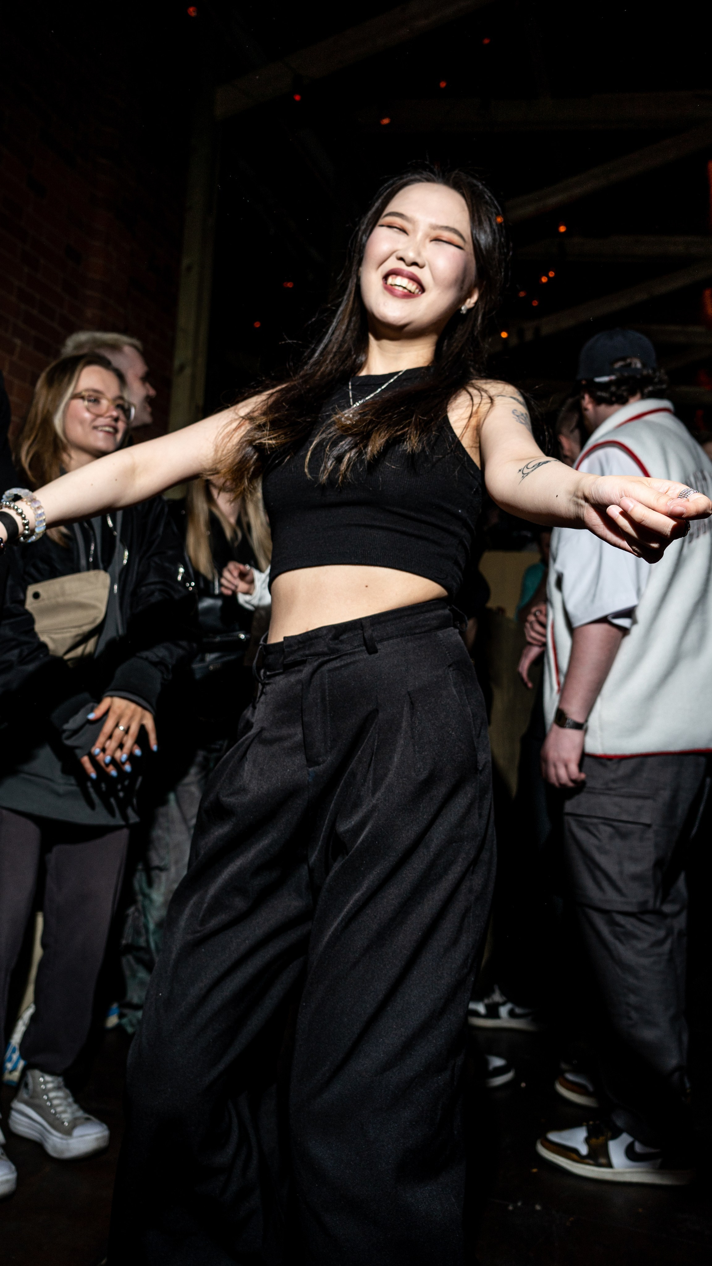 Plast X Vibe Room. Коммерческий и репортажный фотограф в Санкт-Петербурге — Туся Сушка