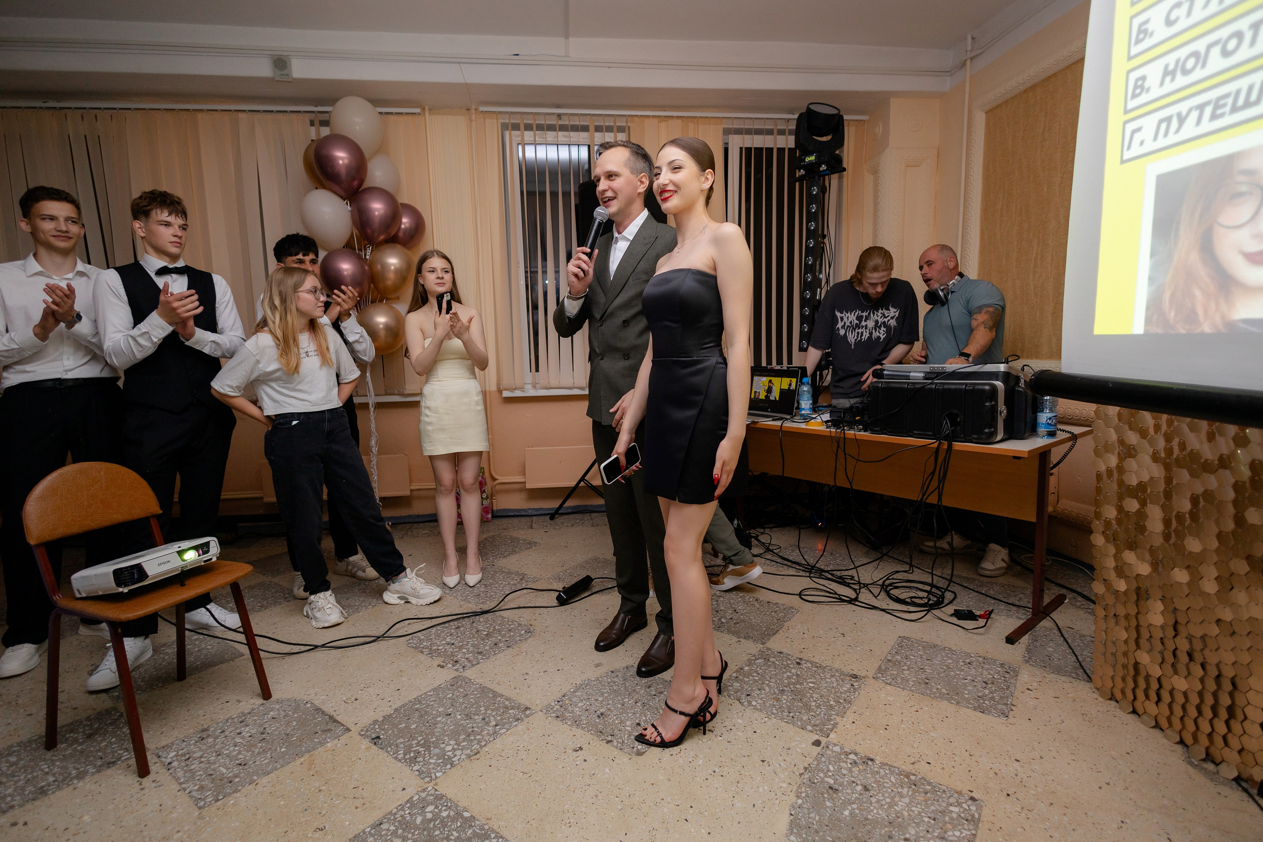 Школьный выпускной 2024 год в Соколе (Минск). Свадебный фотограф в Минске/Беларуси Сергей Спиридонов