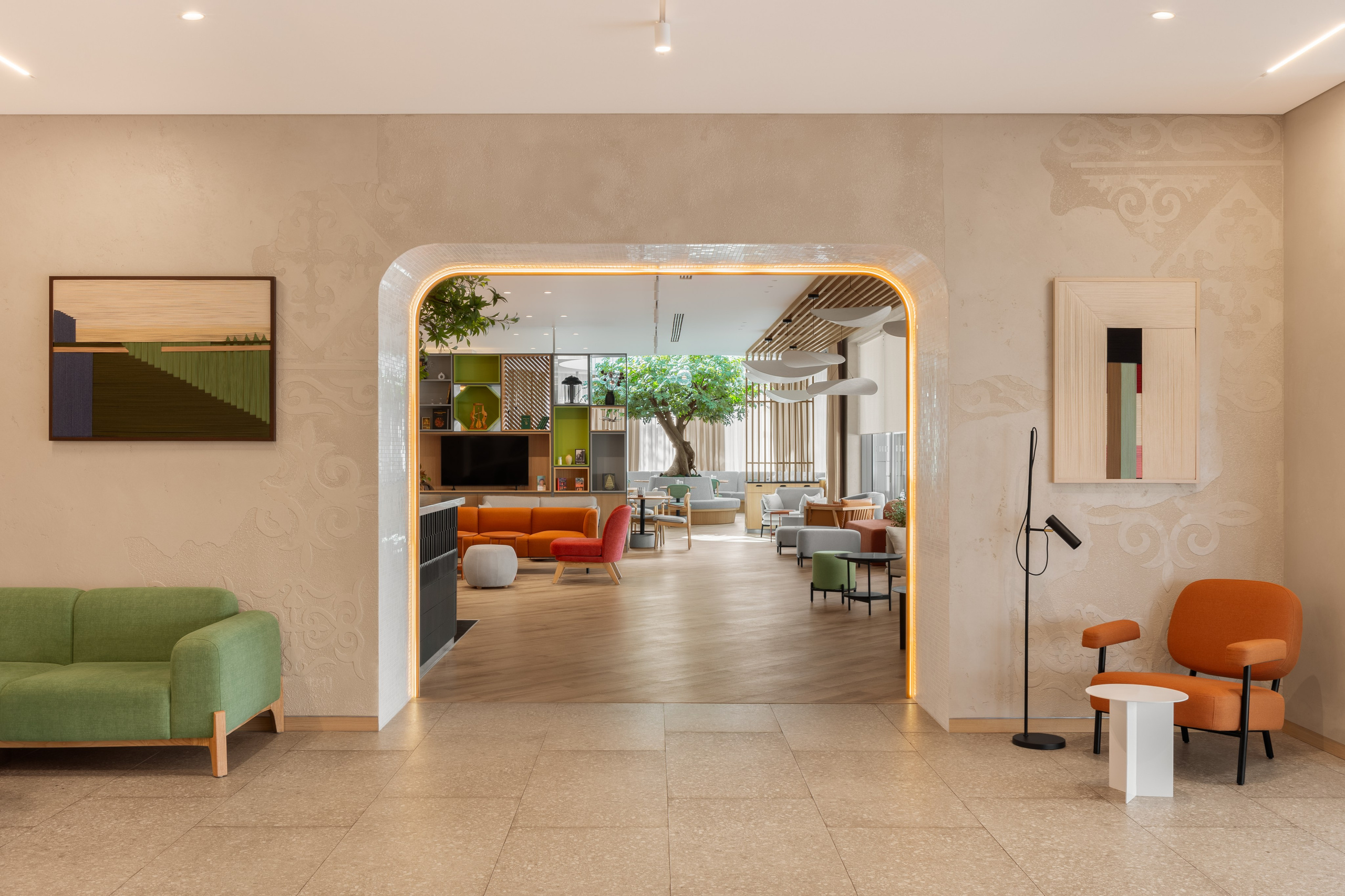 Holiday Inn Almaty. Roman Yakunin — interior photographer in Almaty, Kazakhstan