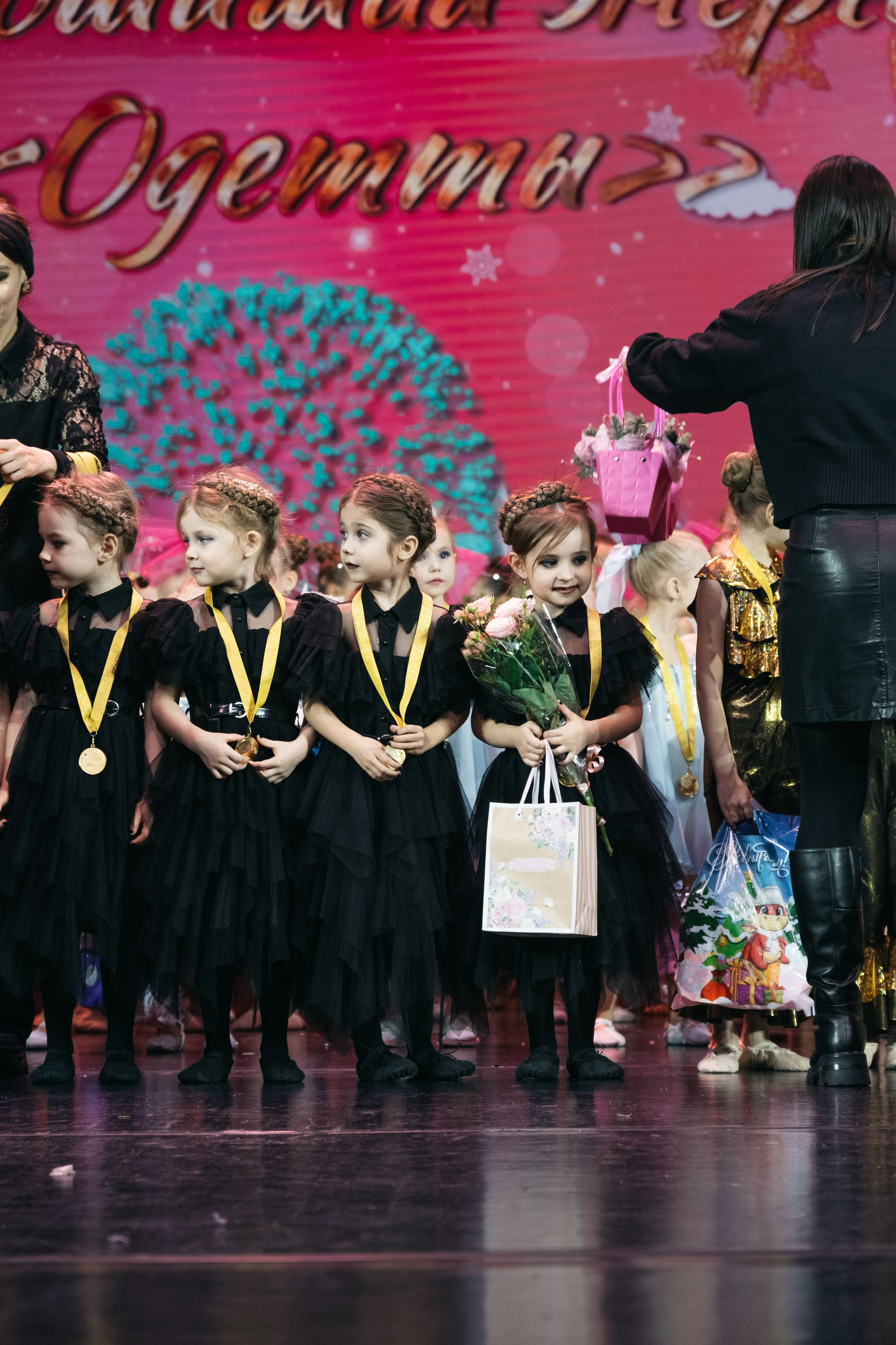 СурГУ 23.12.23. Репортажный и свадебный фотограф в Сургуте