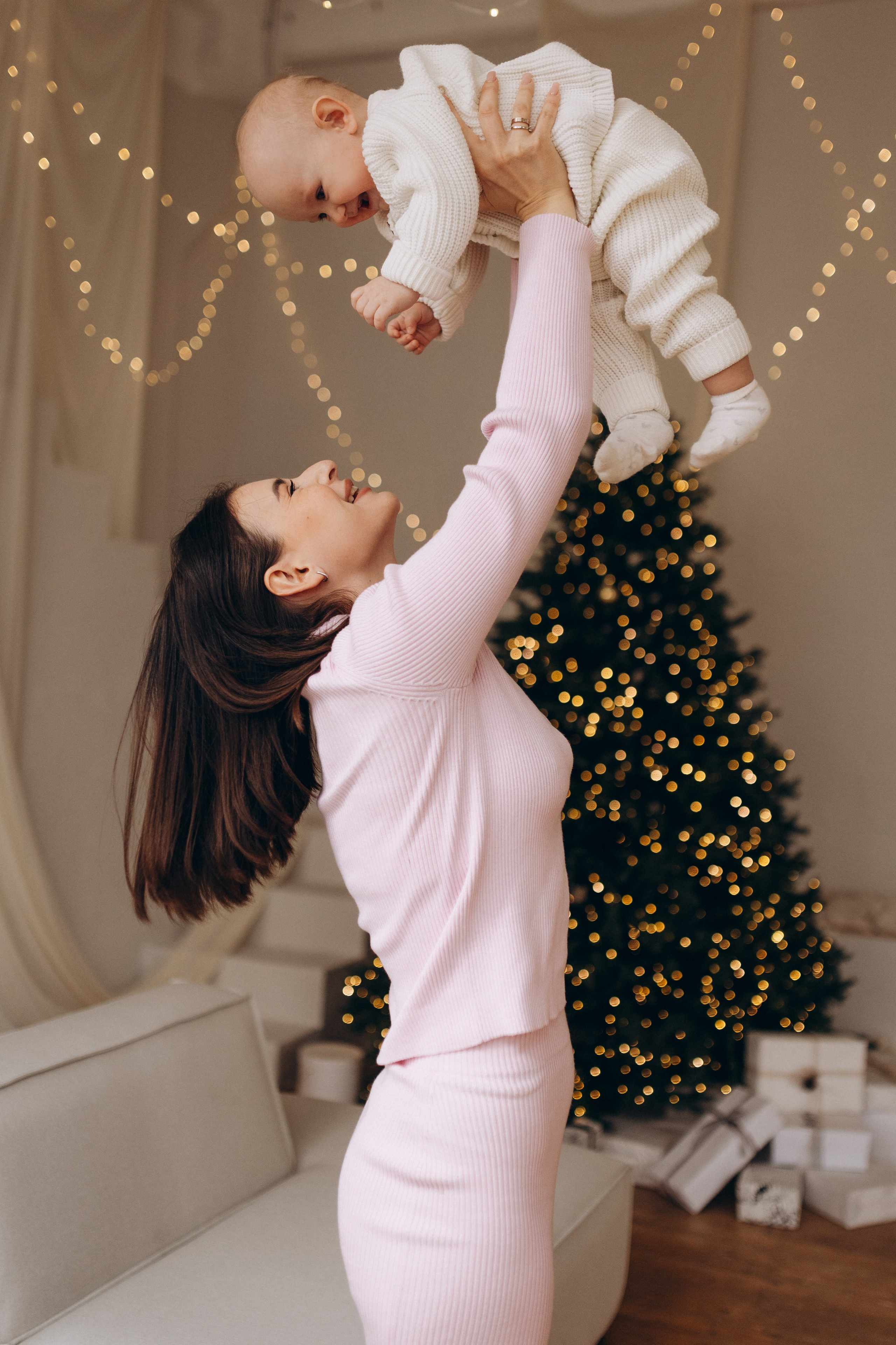 Новогодняя фотосессия с малышкой в студии. Семейный фотограф в Самаре Елена Ефимова