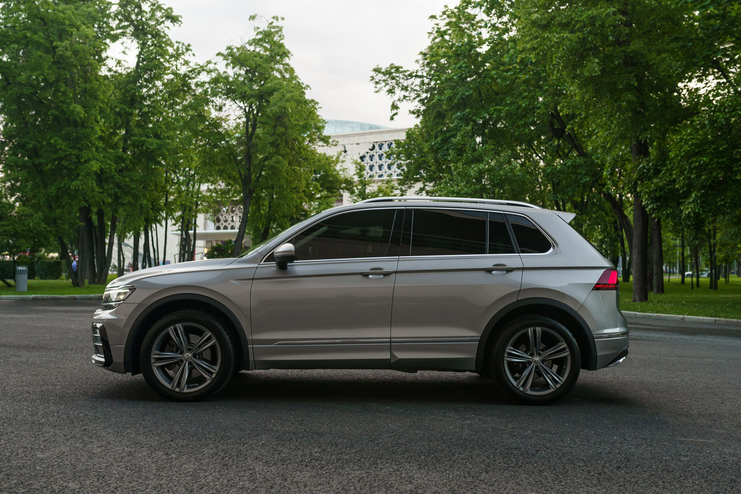 Съёмка автомобилей на продажу. Автомобильный фотограф в Москве | Базилев Александр