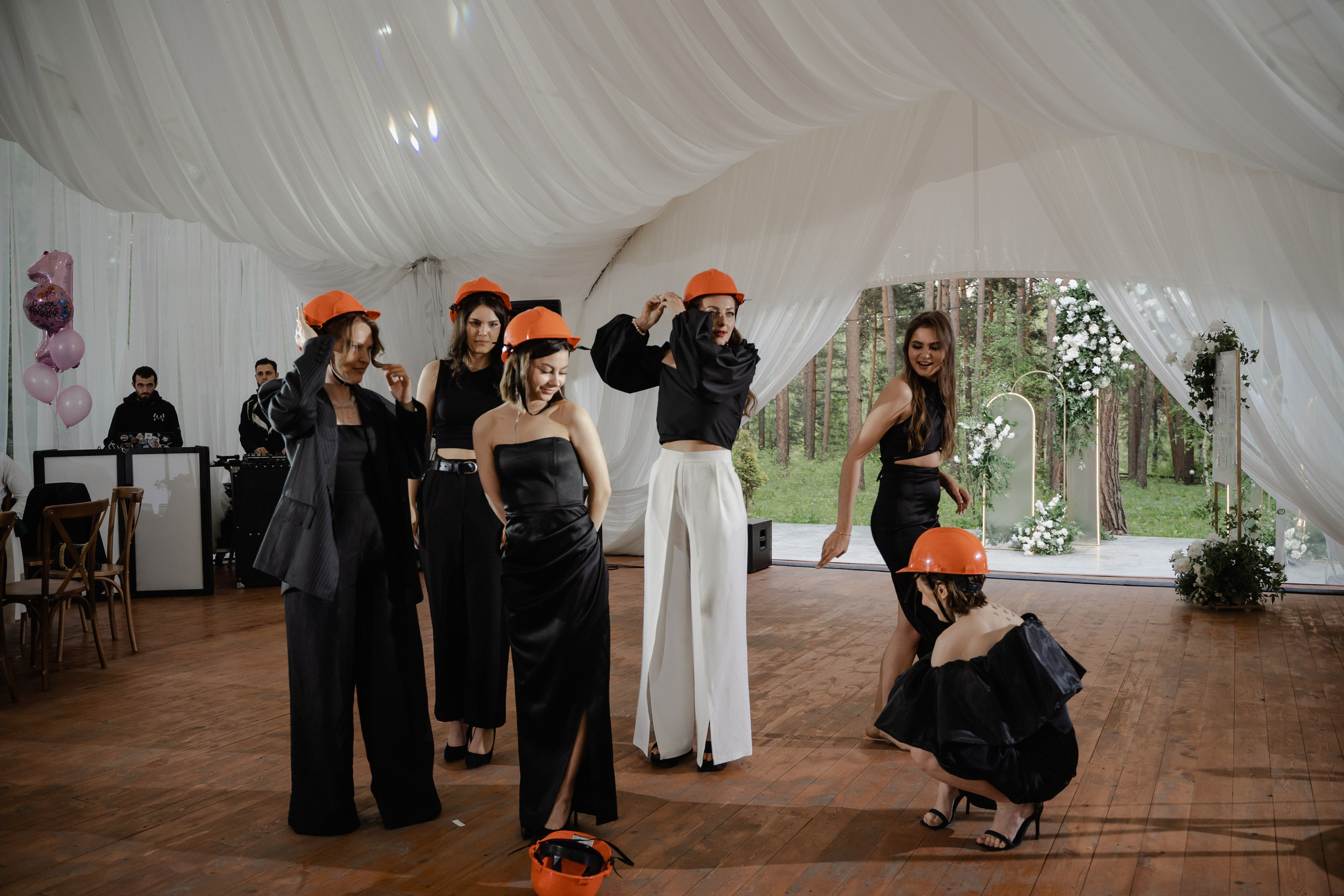 Екатерина и Никита. Свадьба в Шатре. Фотограф Аля Овчарова