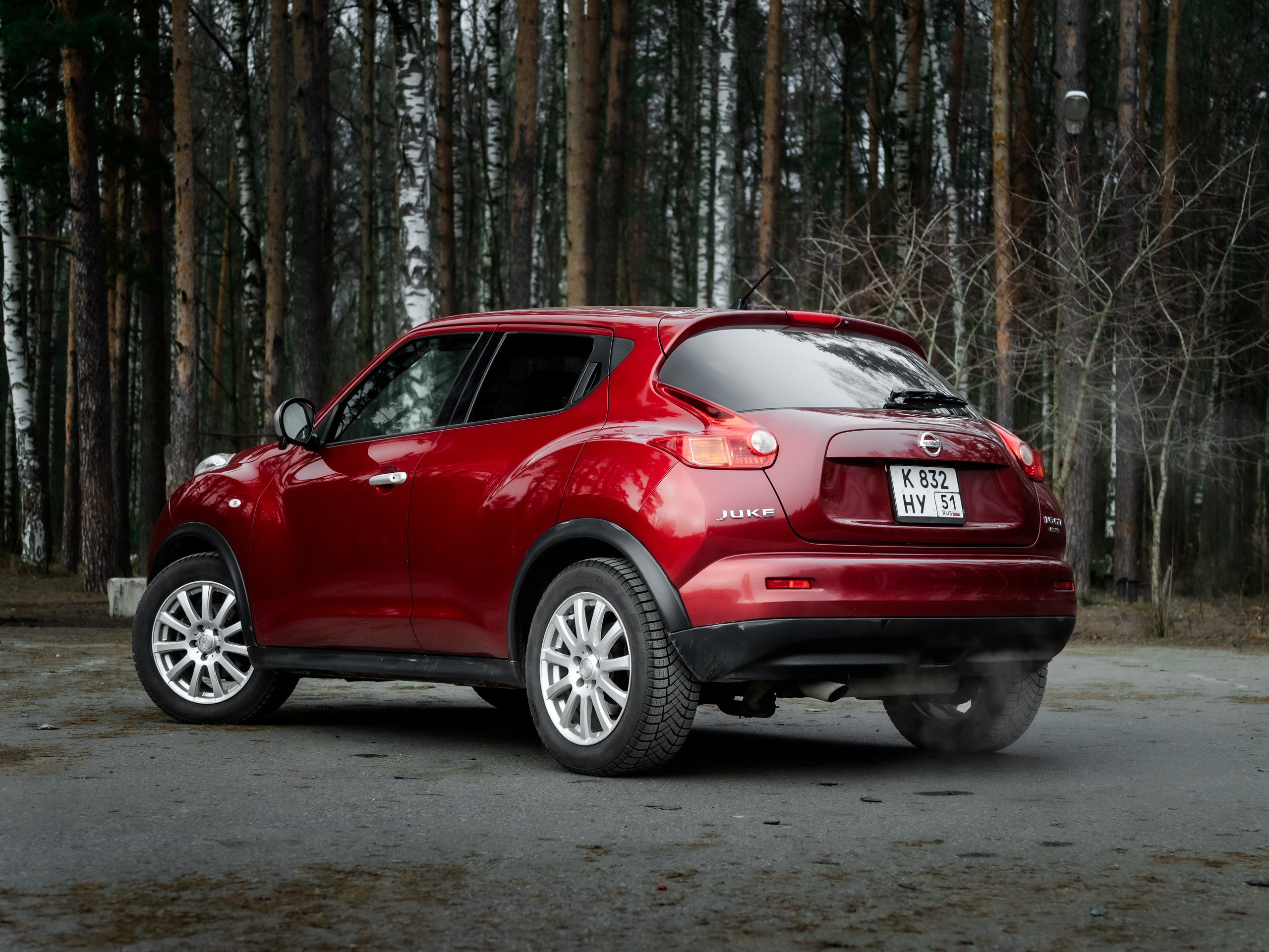 NISSAN JUKE JAPAN. Opasnophoto