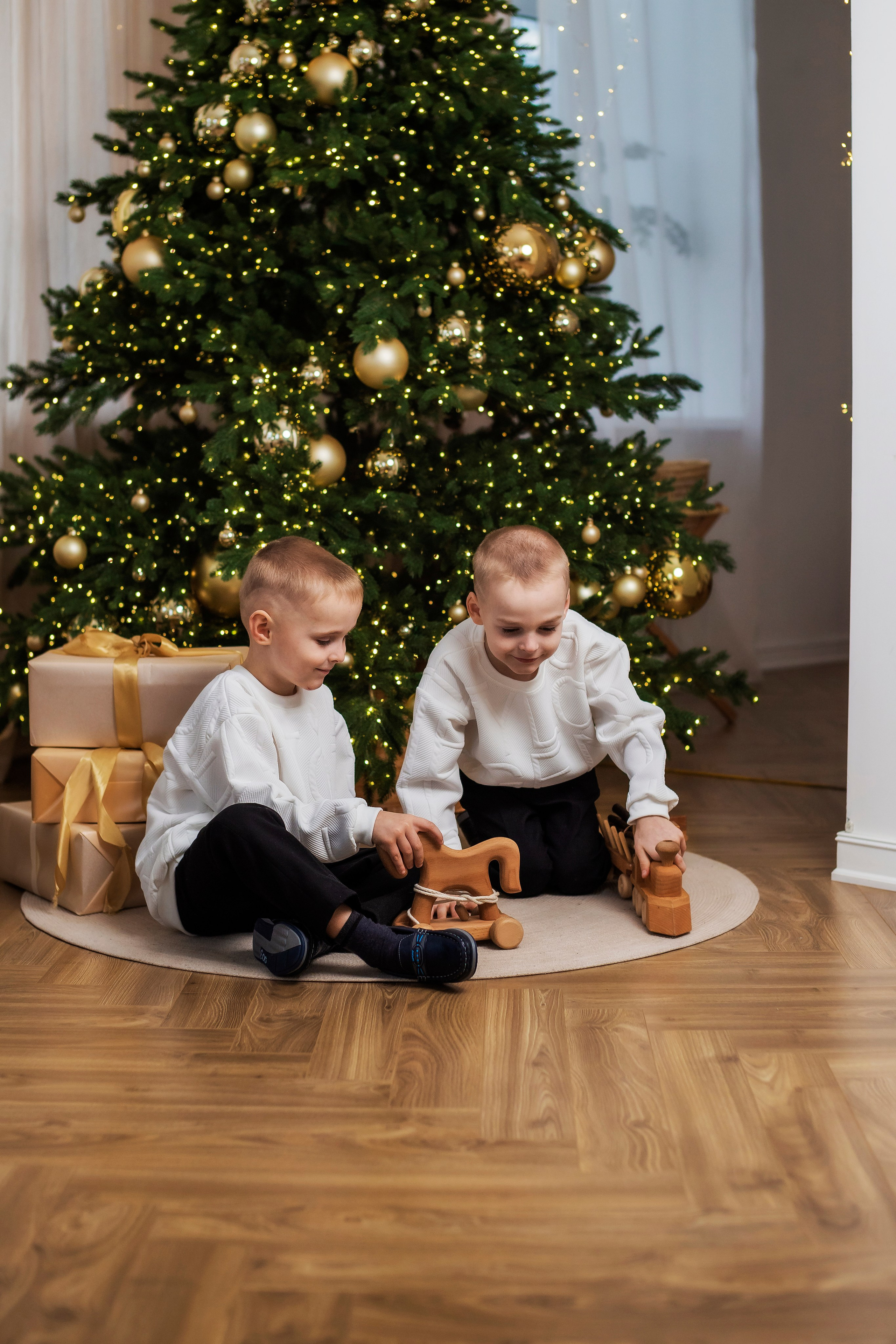 Фотостудия ЛИОН. Семейный фотограф в Саратове