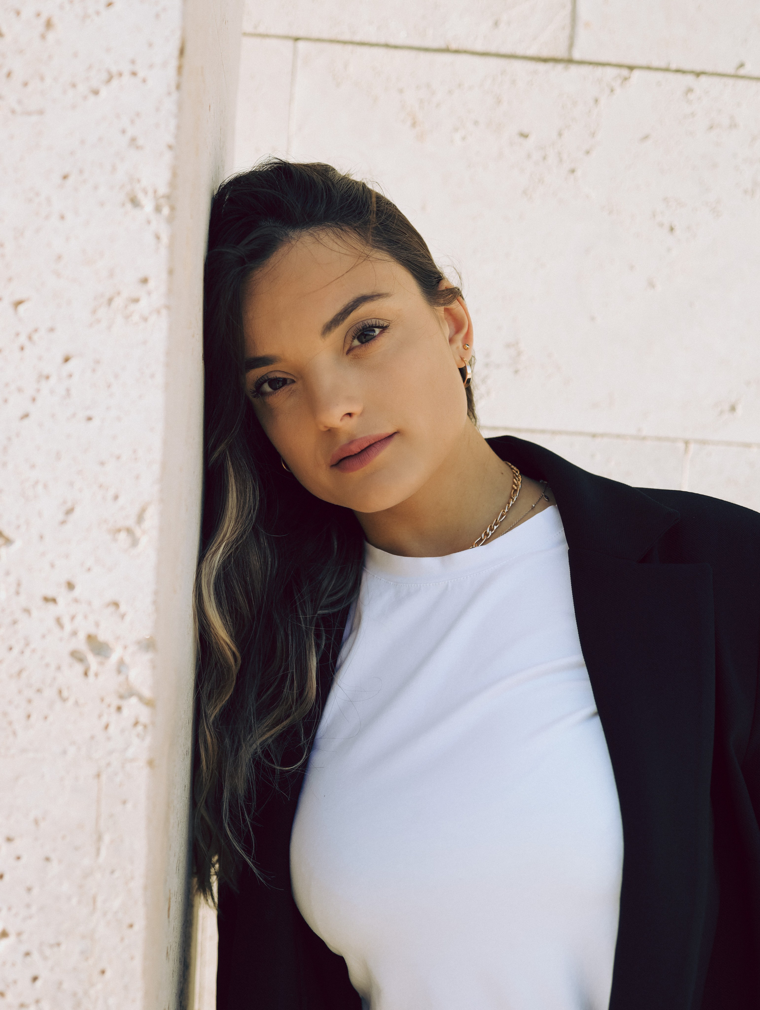 Александра. Главная