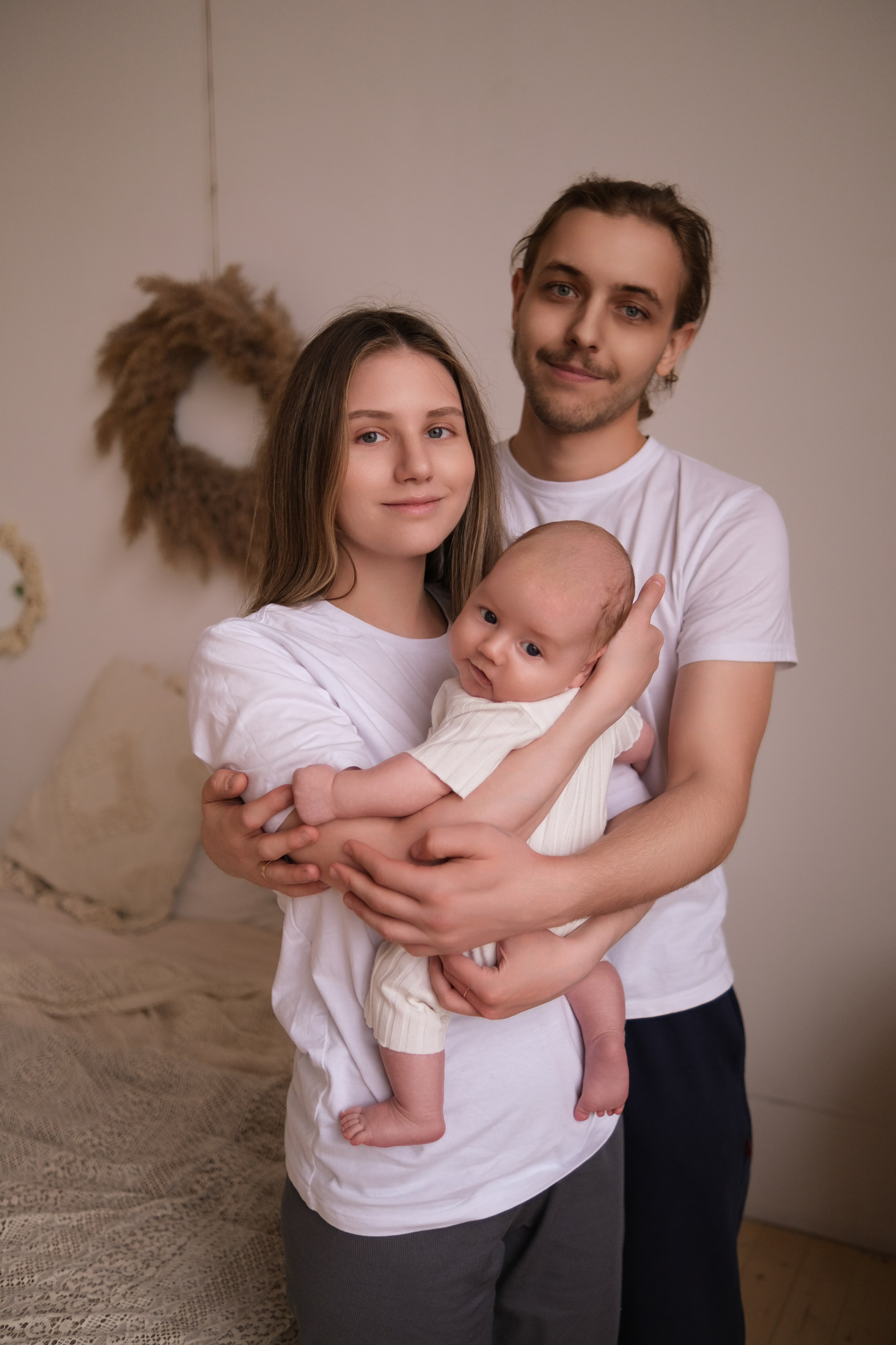 Мирослав в Матрёшке. Семейный детский ньюборн фотограф в Москве Марта Петрова