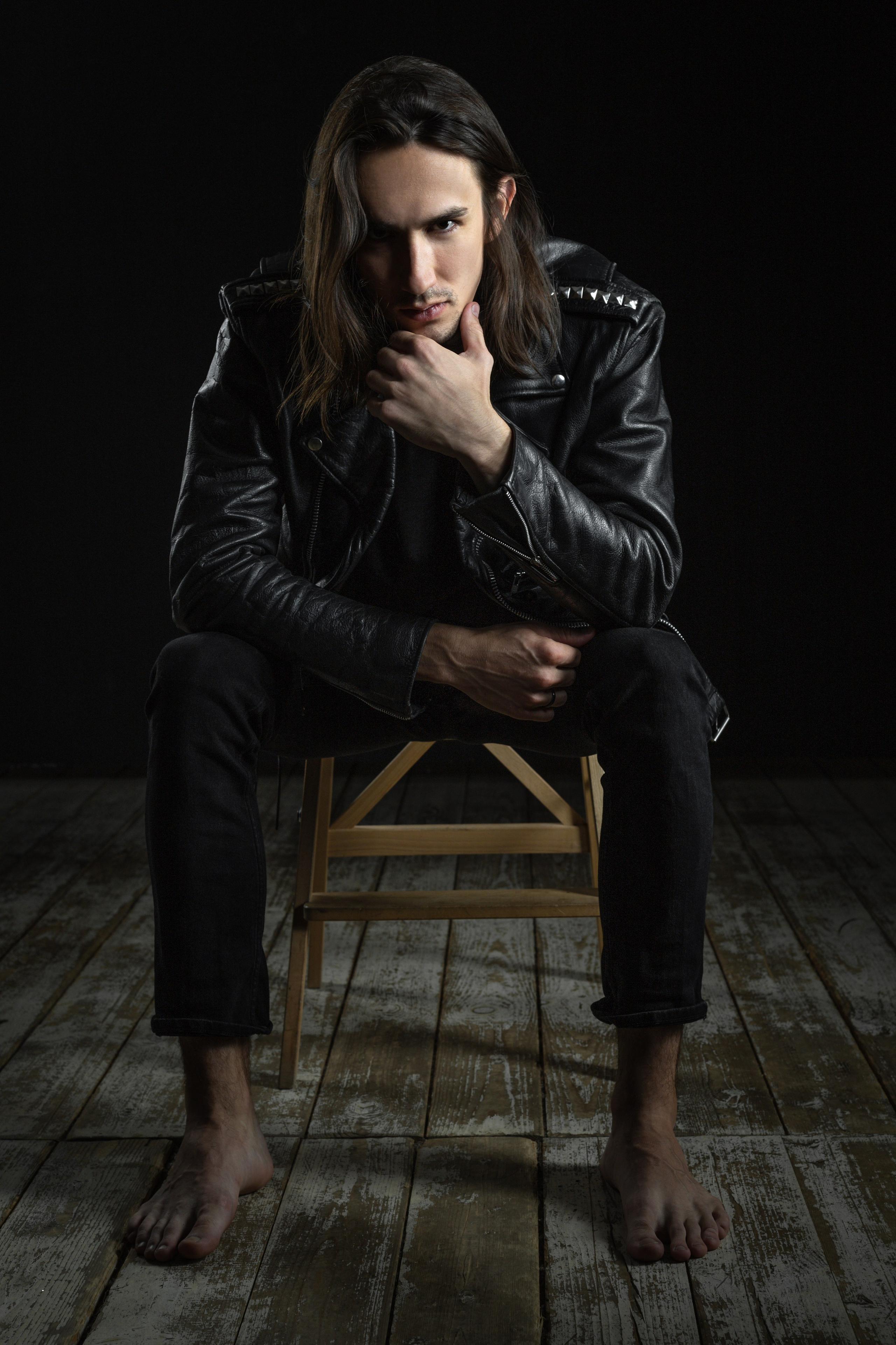 Артём. Главная