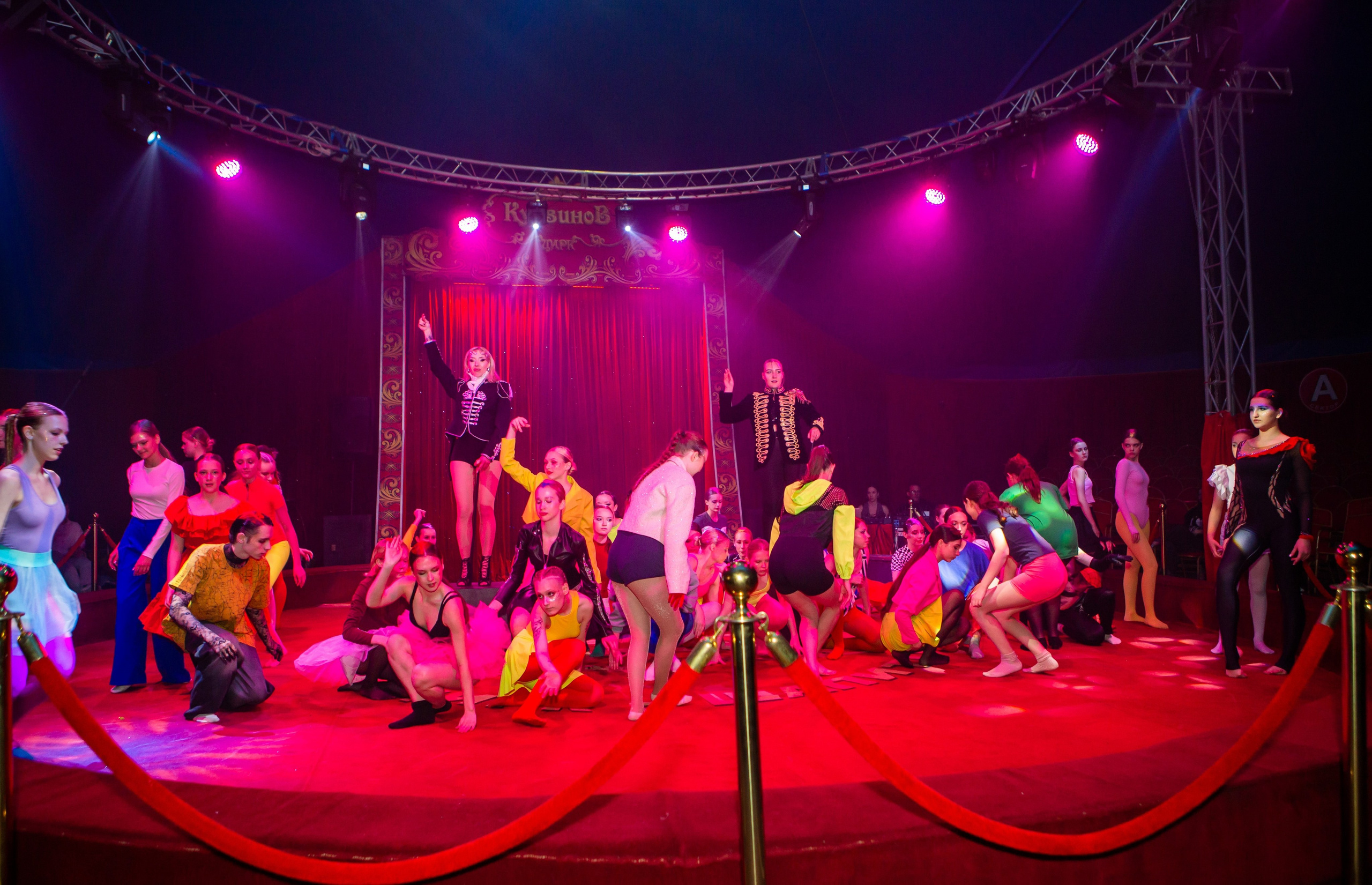 MANEGE SHOW. Репортажный, семейный, свадебный, портретный фотограф