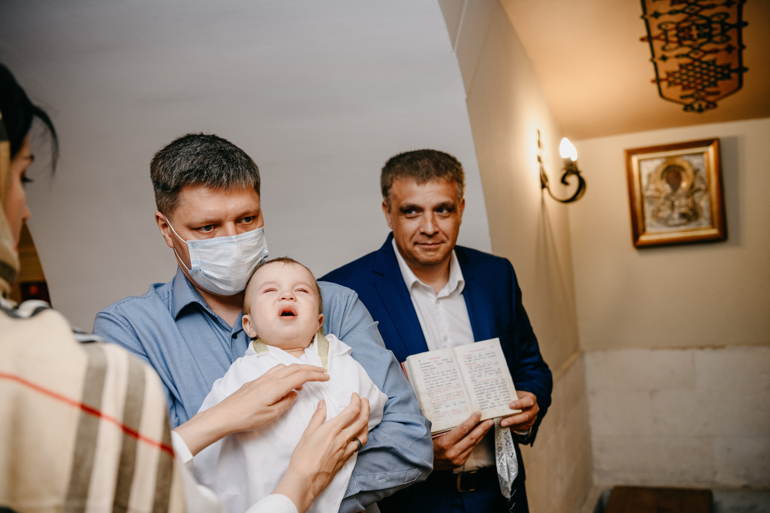 Крещение Александра. Фотограф на выписку из роддома в Москве и МО
