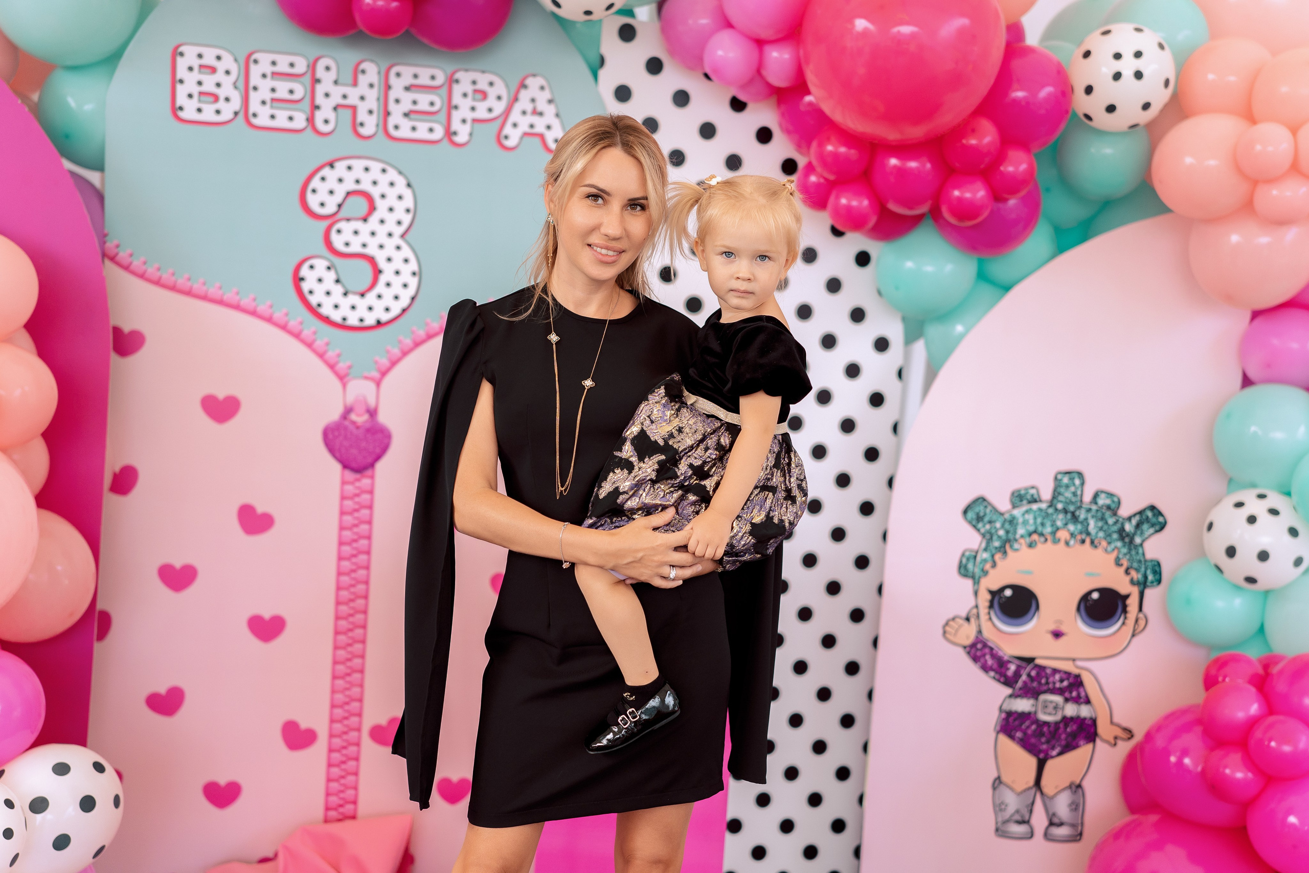 Заказать фотографа на день рождения в Москве и других городах. Фотограф на крещение и венчание, дни рождения и праздники