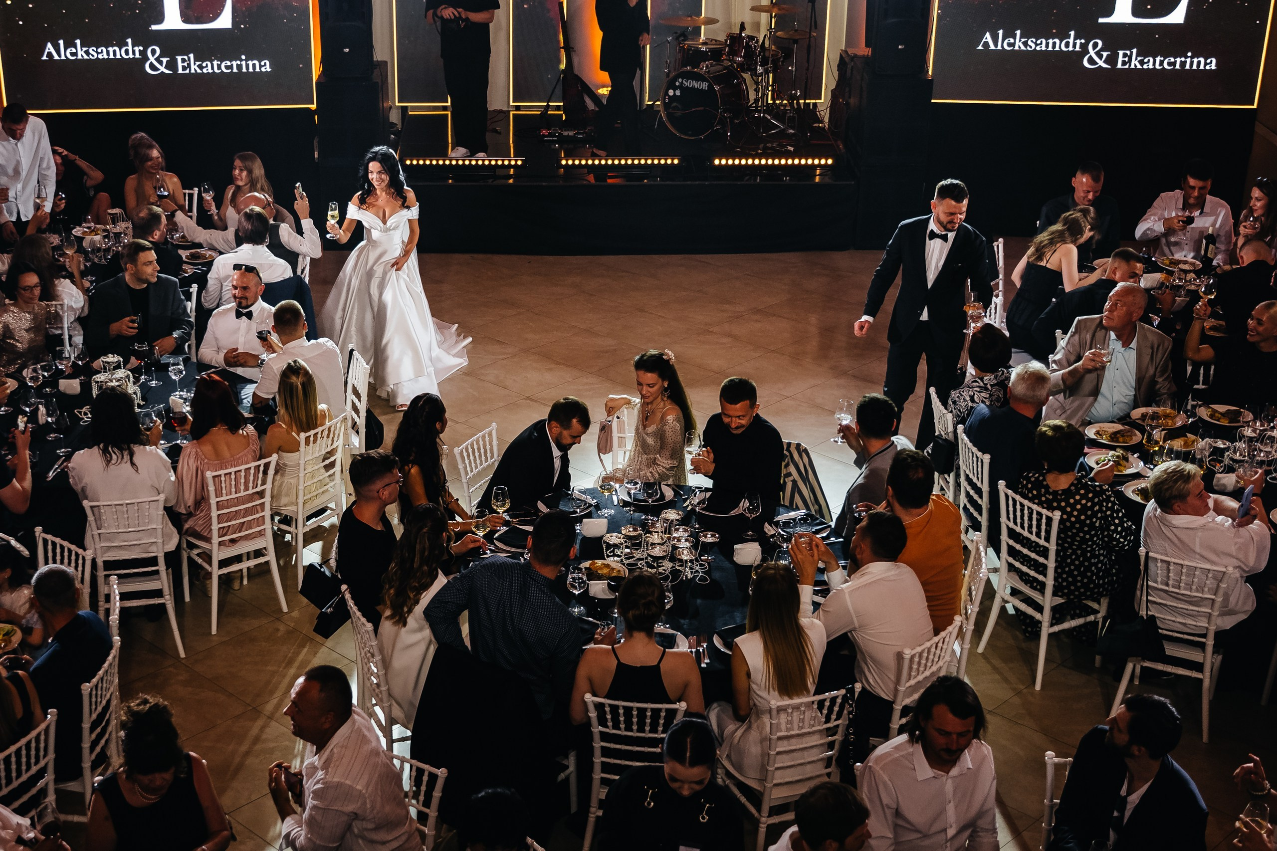 Фотограф на свадьбу Минск Москва Санкт-Петербург Свадебный фотограф Фотограф на свадьбу Репортажный фотограф Love Story Свадебная прогулка. Свадебный фотограф — Крюков Константин
