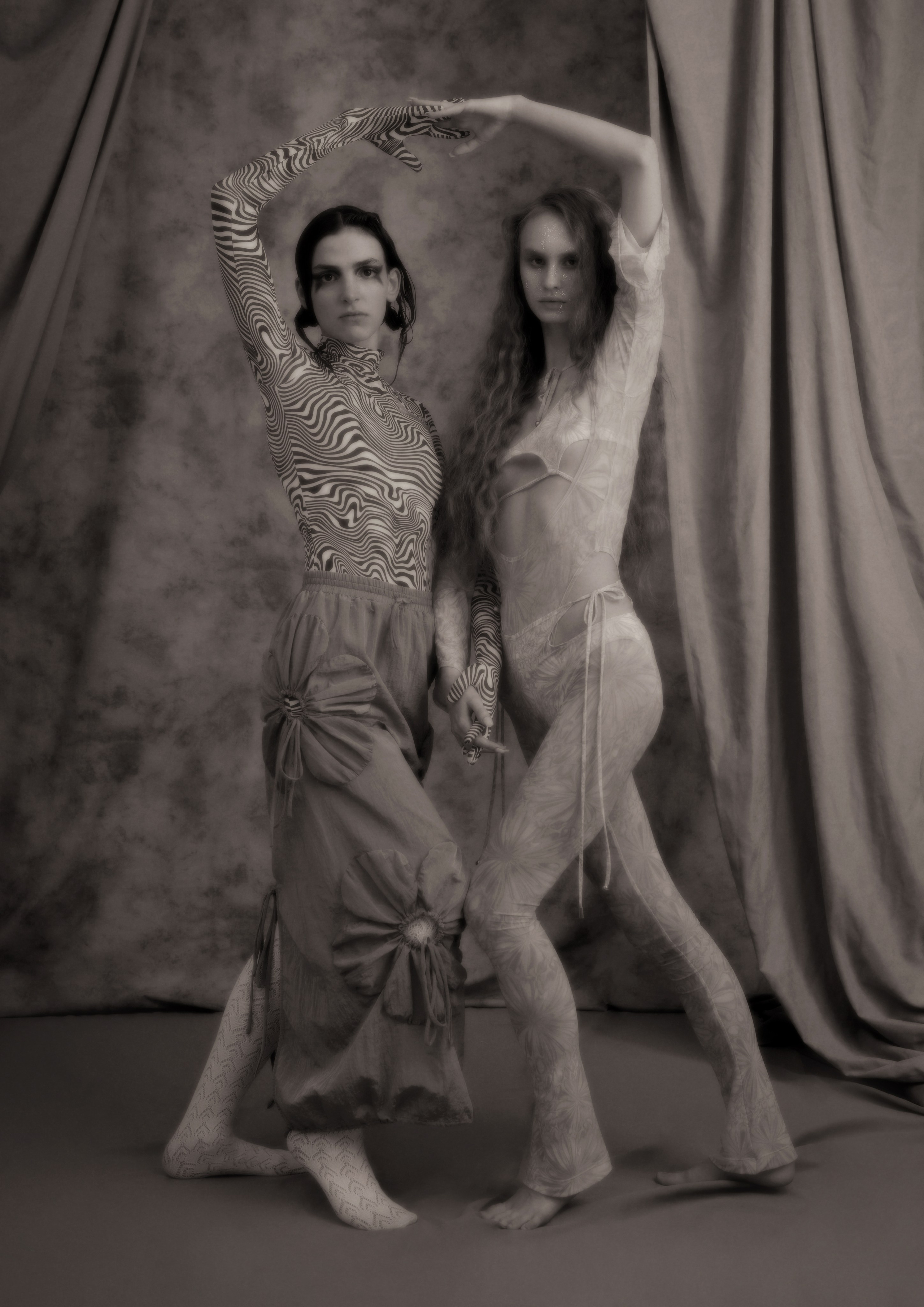 Badlon magazine: Hypnosis. WORKS