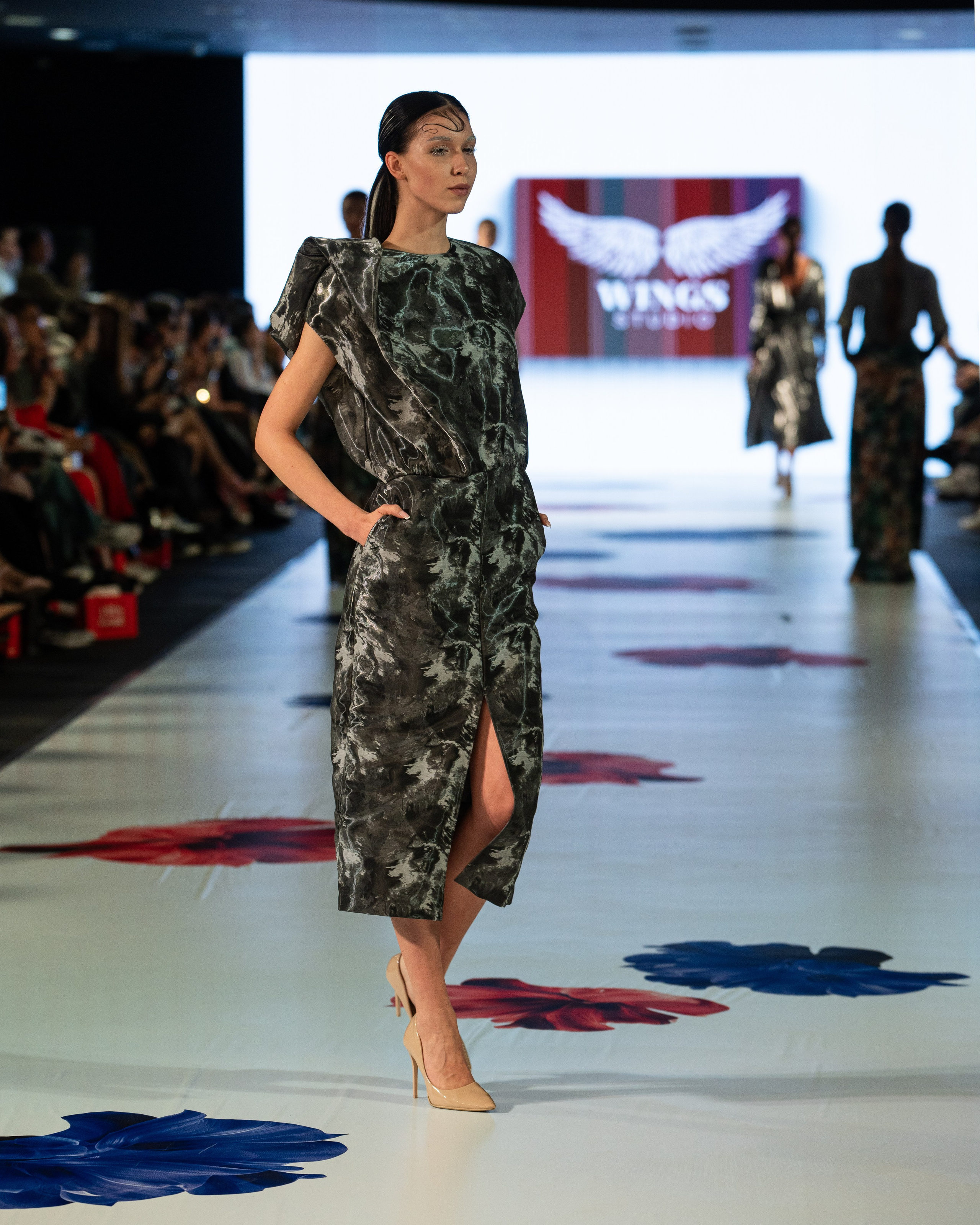 Дизайнеры Wings Studio. Сайт Алматинского НЮ АРТ, будуар и фэшн фотографа Дениса Карпенко