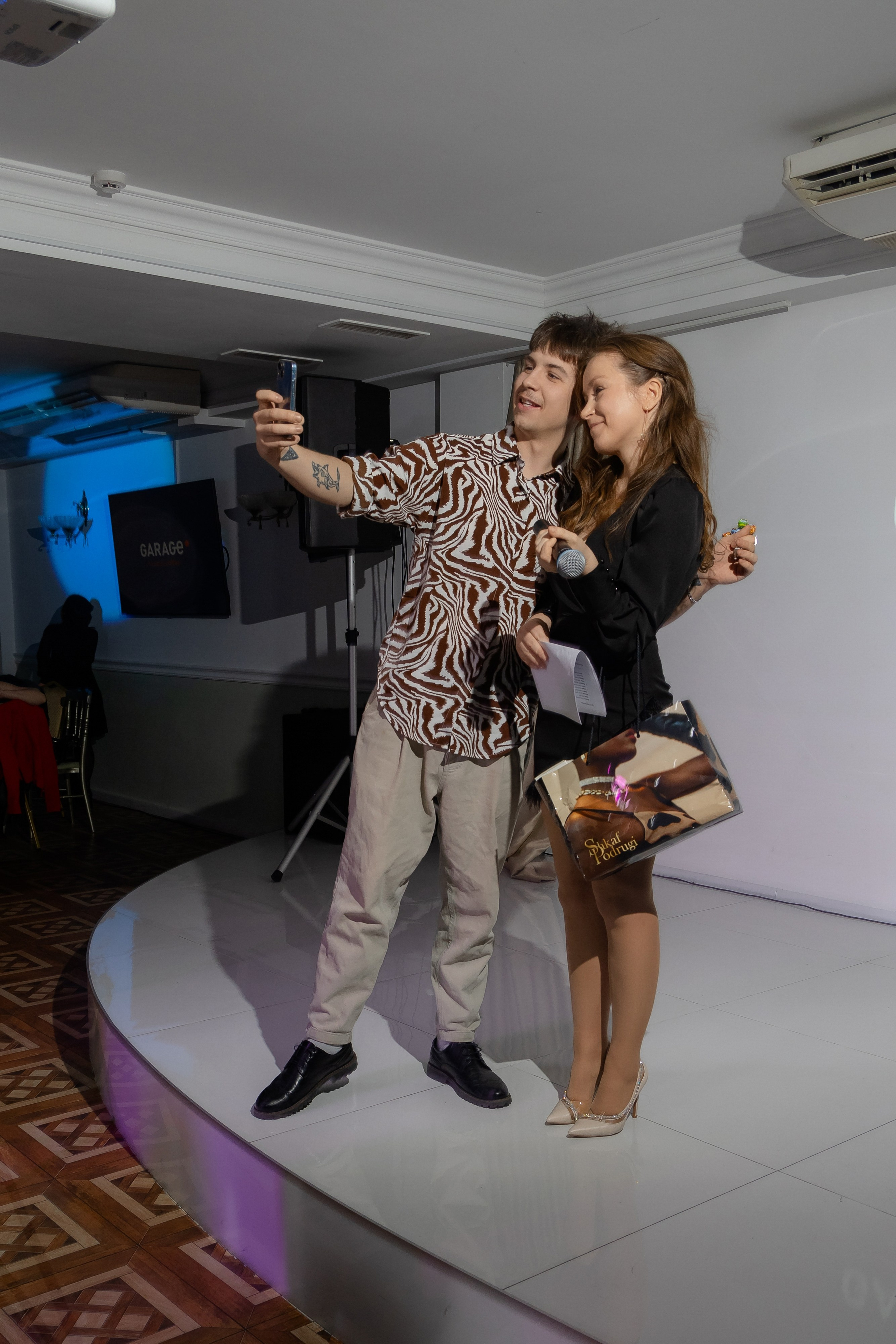 Корпоративная фотосъемка для кафе GARAGE | Новый год 2025 | Минск. Свадебный фотограф в Минске/Беларуси Сергей Спиридонов