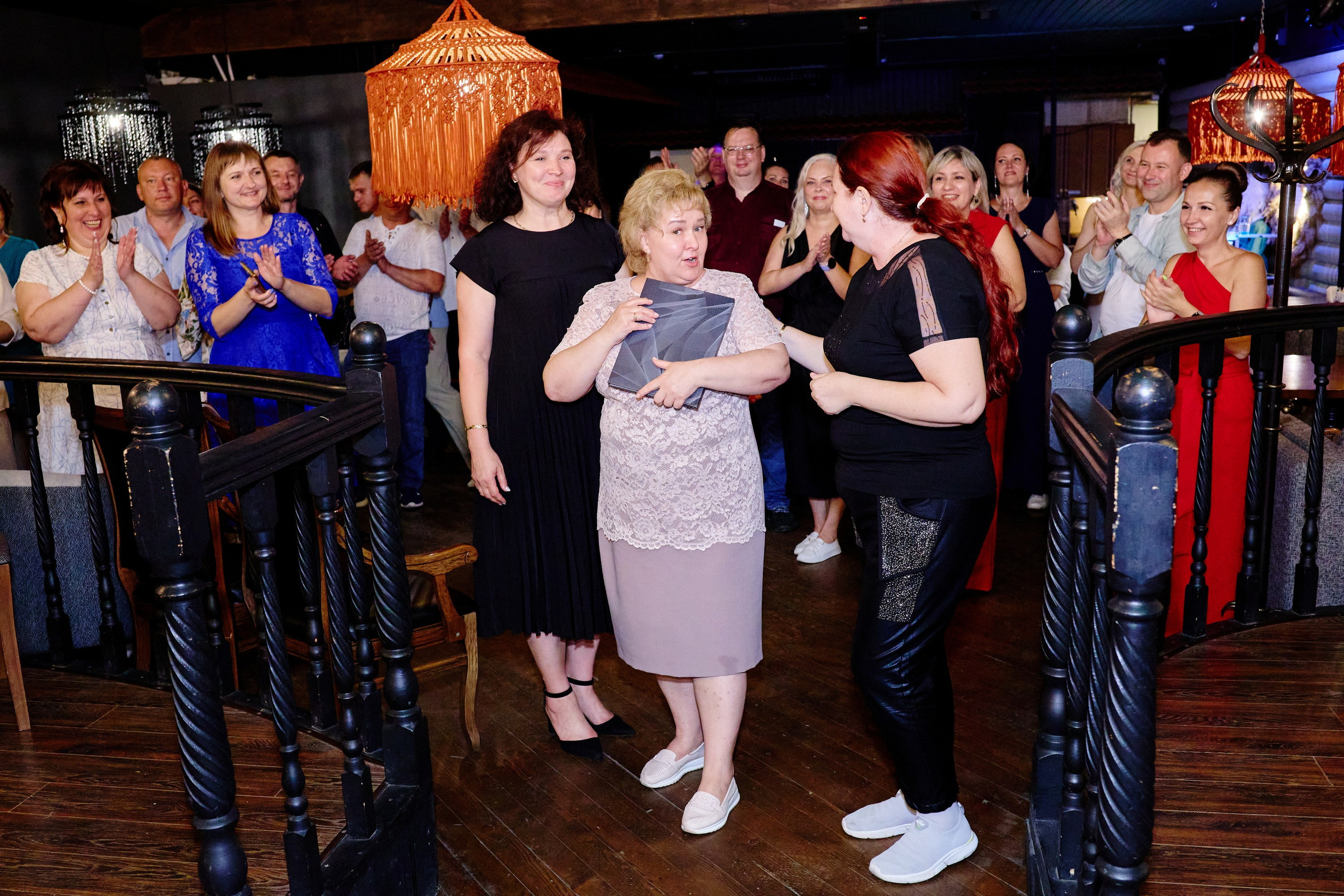 Выпускной 35 Сош. Фотограф Выпускные альбомы Таганрог Сергей Коробченко