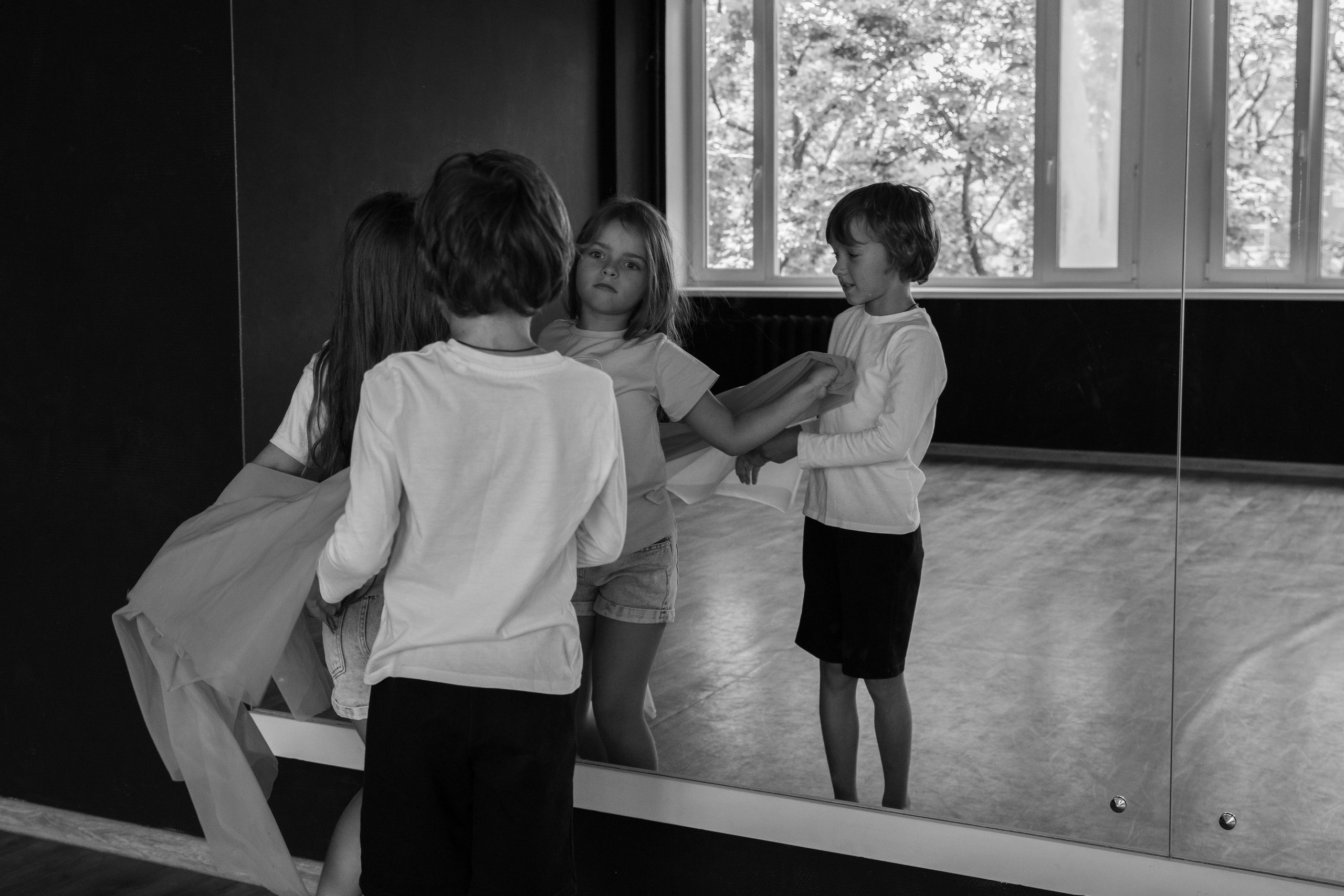 Easter children’s photo session. Professional Photographer in Portugal. Oksana Lomnova
