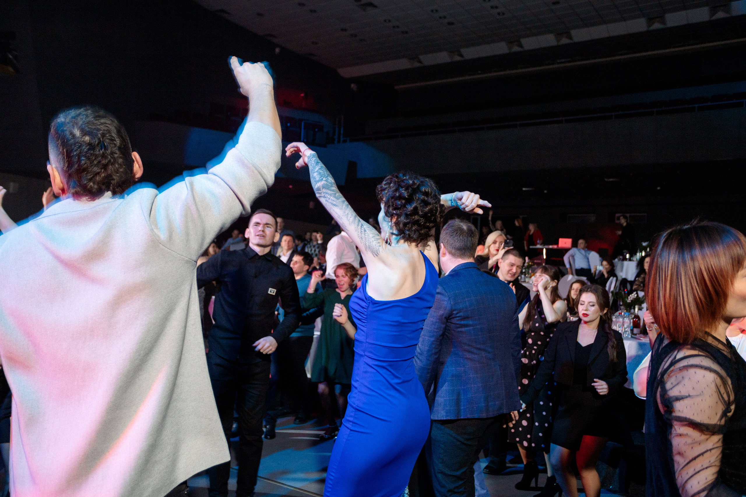 РЕПОРТАЖ: НОВЫЙ ГОД В ДК МЕТАЛЛУРГ. Профессиональный фотограф в Ижевске Леша Петров