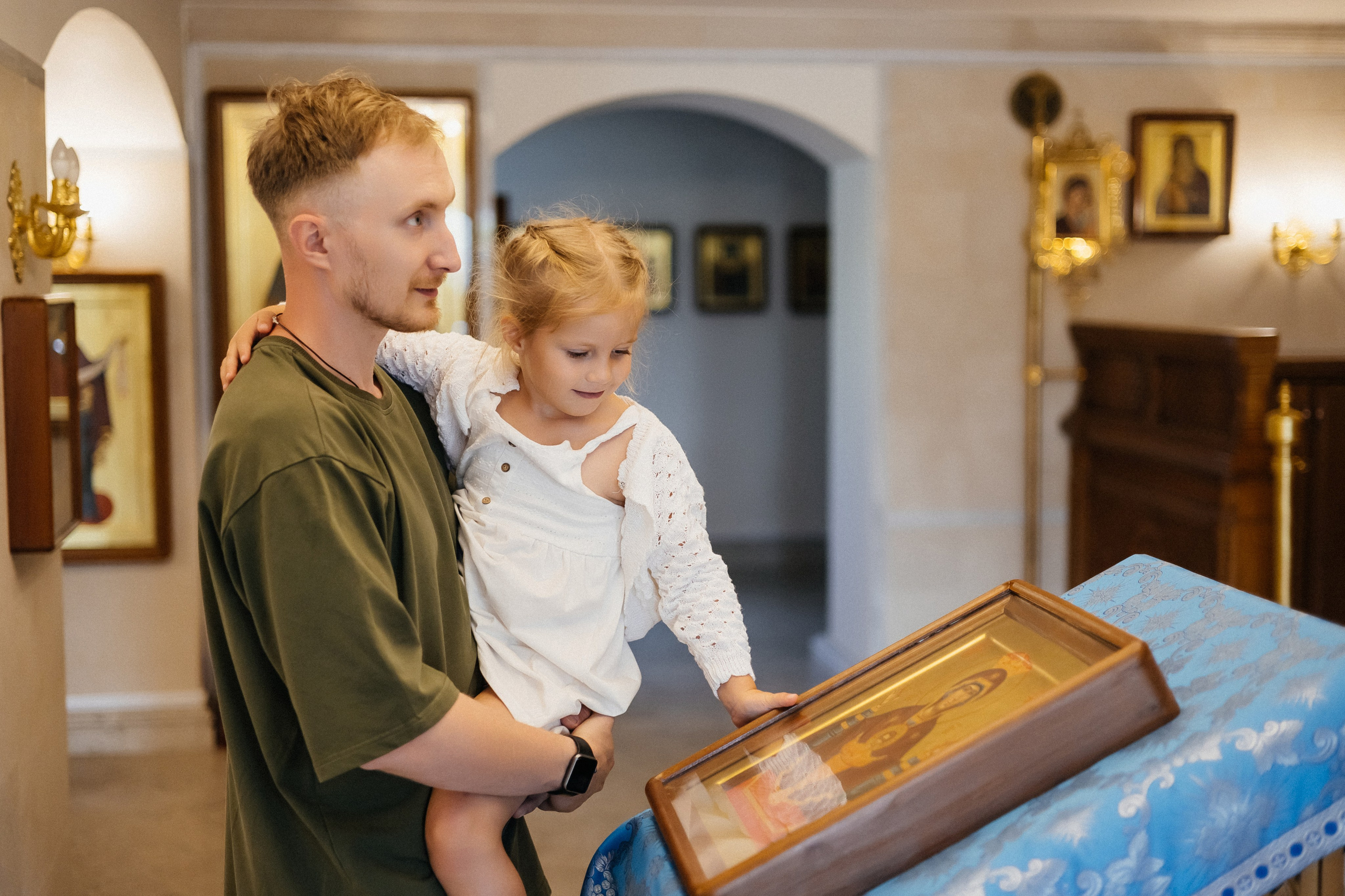 Крещение Алисы. Фотограф Кемерово | Сергей