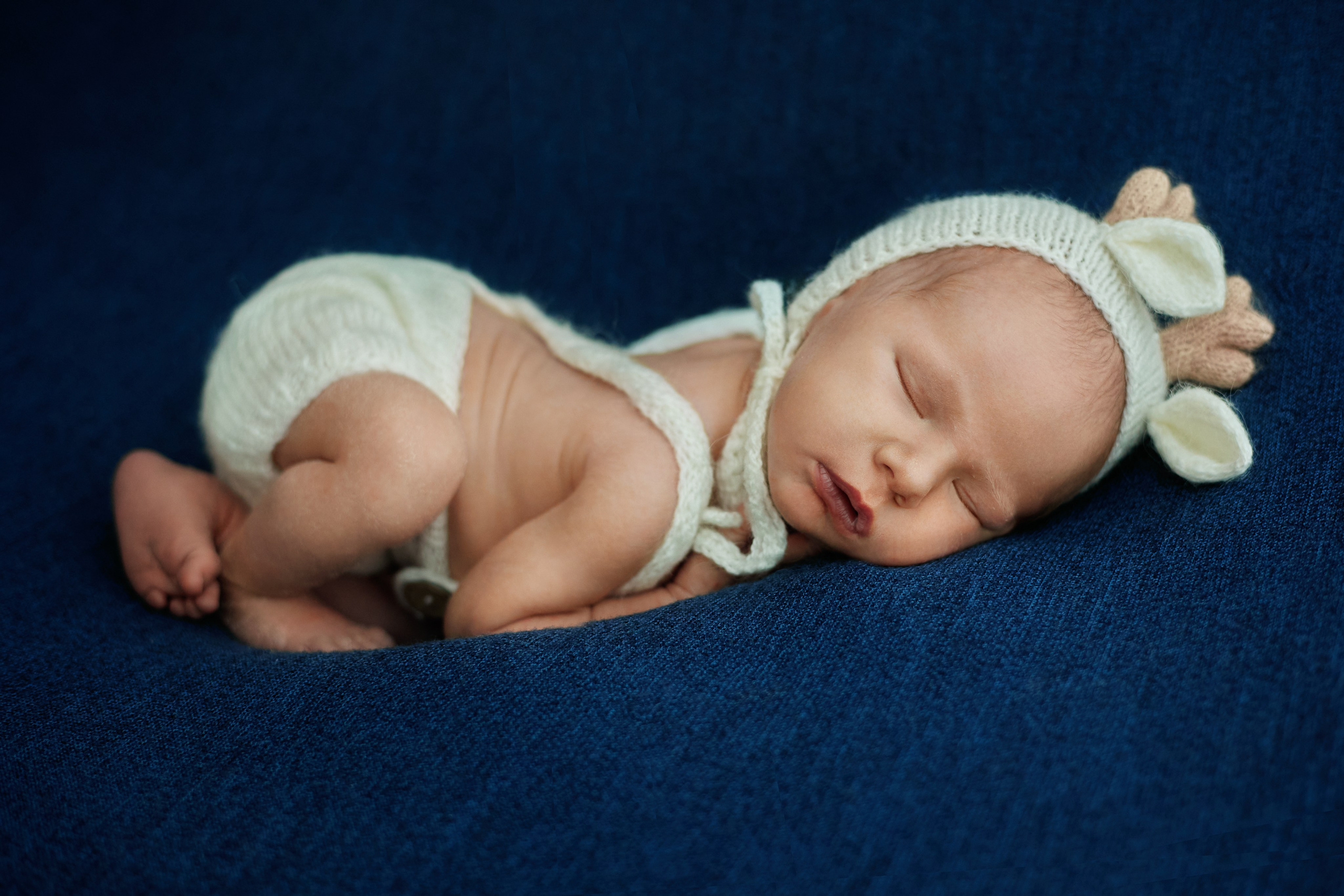 Newborn. Фотограф женского портрета, беременности и материнства Харькова Елена