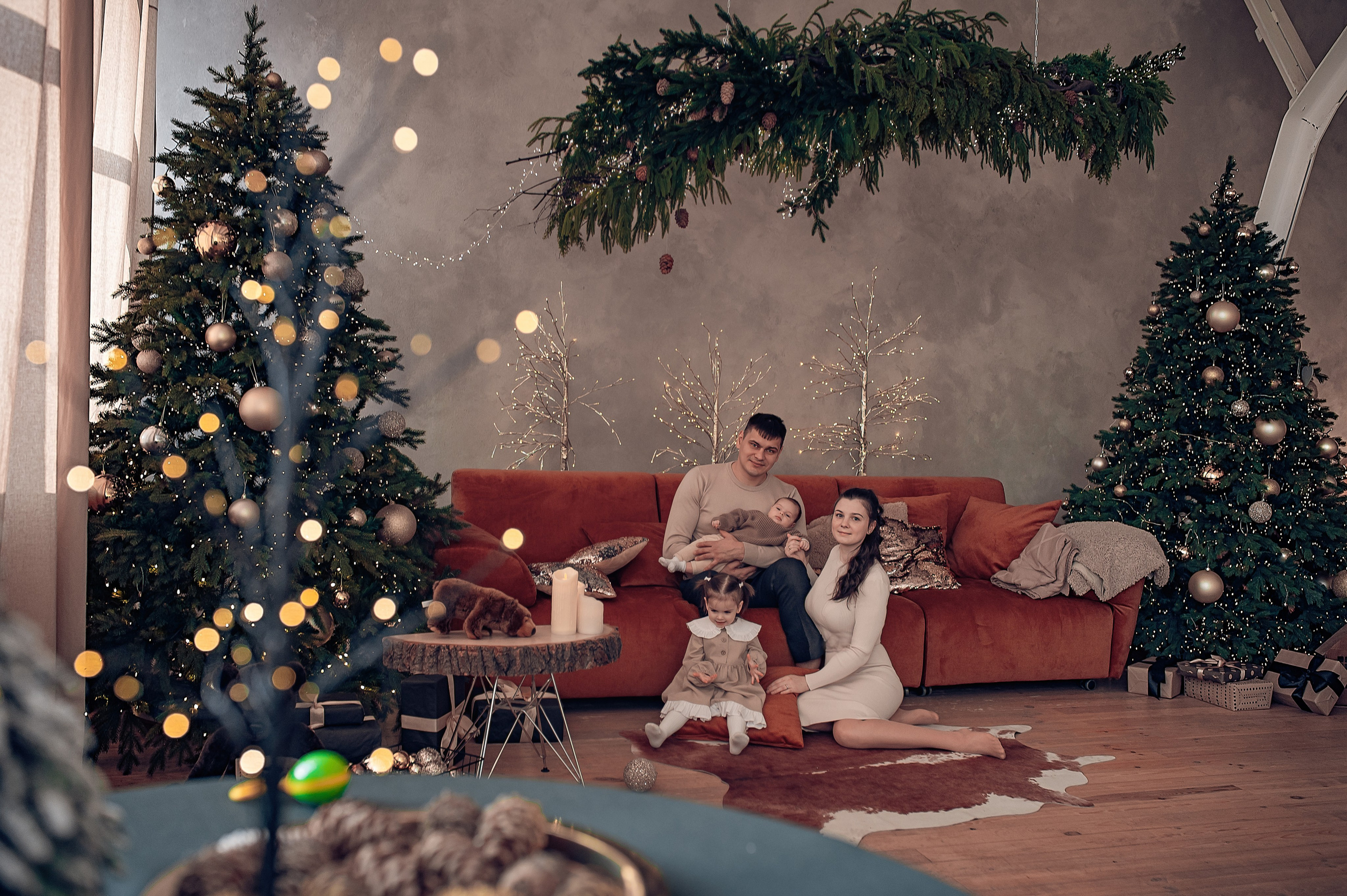 Виктория, Александр, Ванюша и Ариша. Фотографы крещения/венчания  Красноярск Татьяна и Вячеслав Переваловы