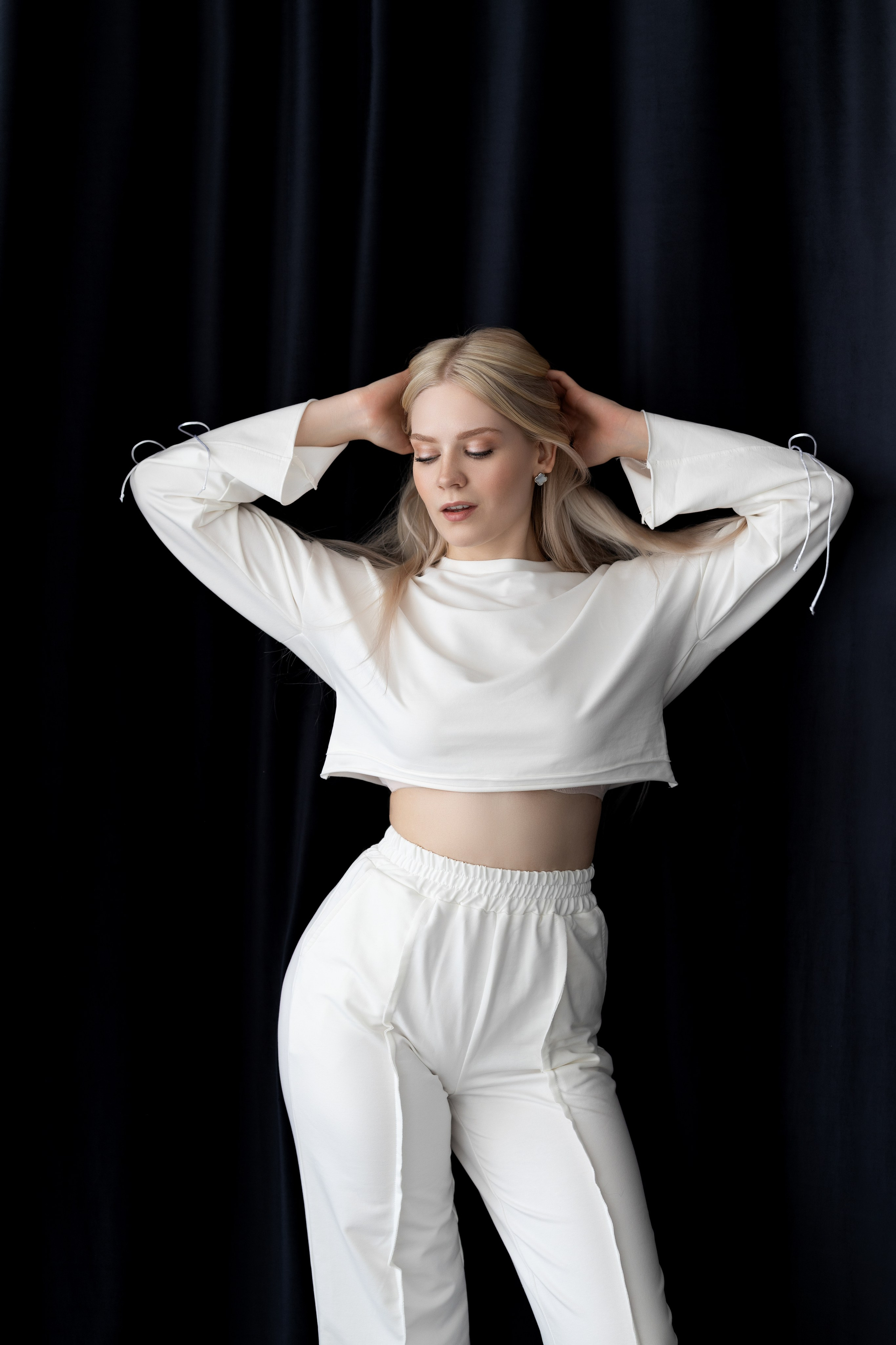 Женский портрет в студии. Фотограф Минск