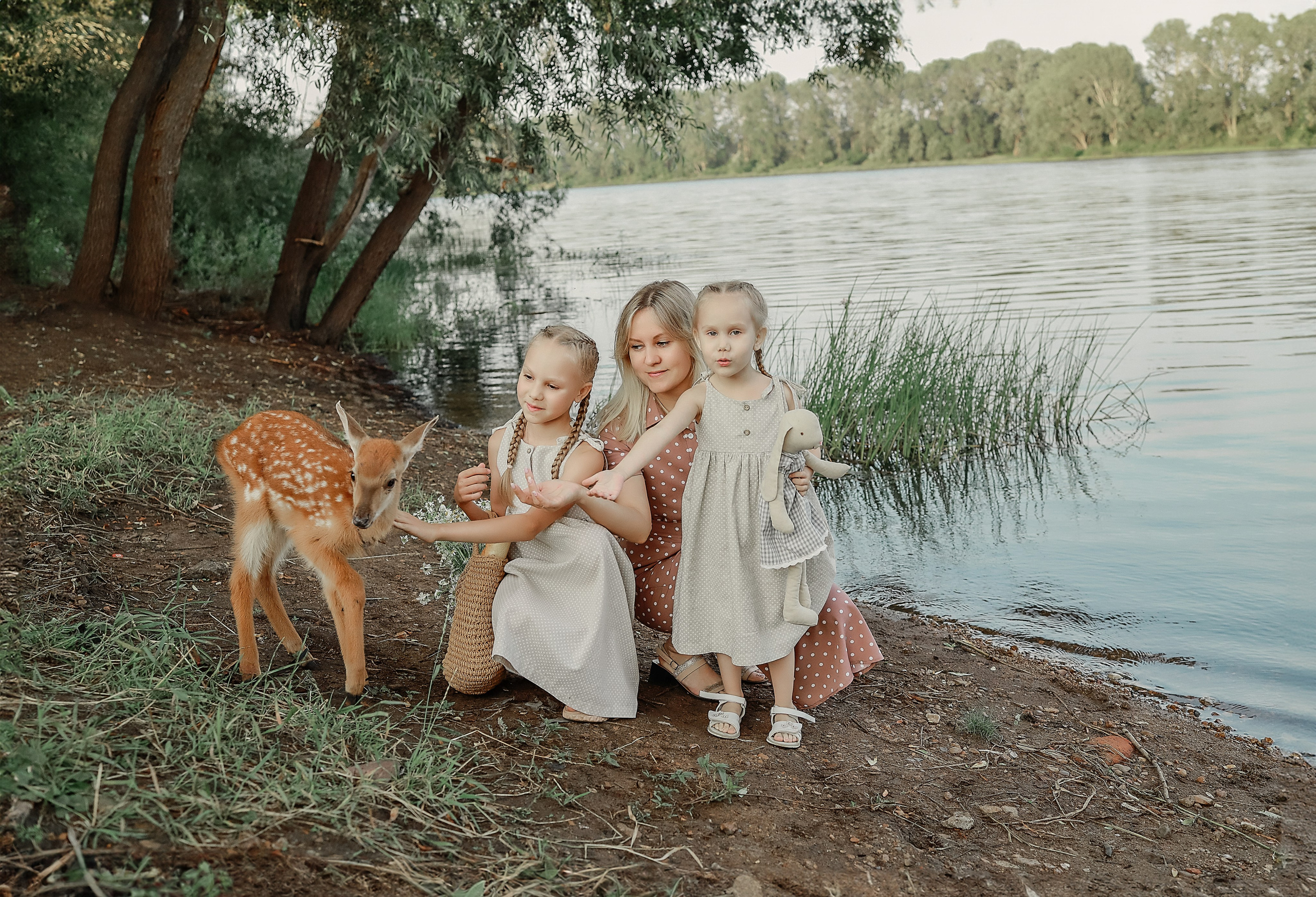 Семейная фотосессия с Бэмби. Иванова Ирина Свадебный и семейный фотограф г. Уфа