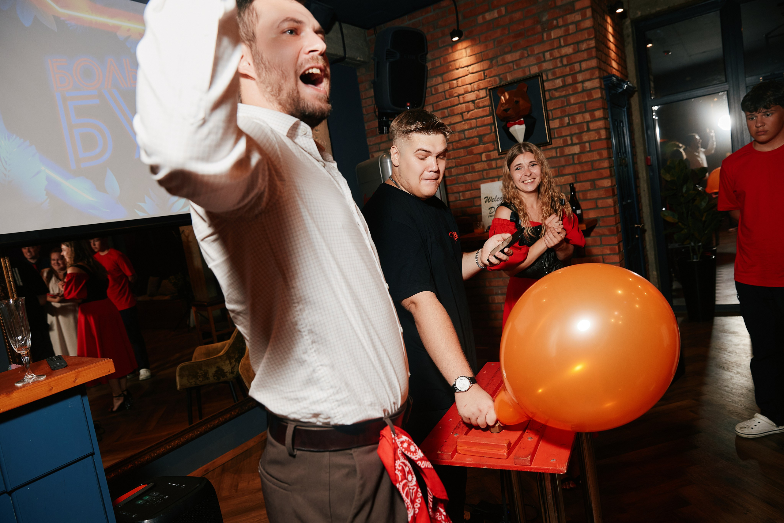 HOLIDAY IN AVRORA ROOM 22.08. Свадебный репортажный фотограф краснодар максим дремов дрёмов фотосессия студия цена