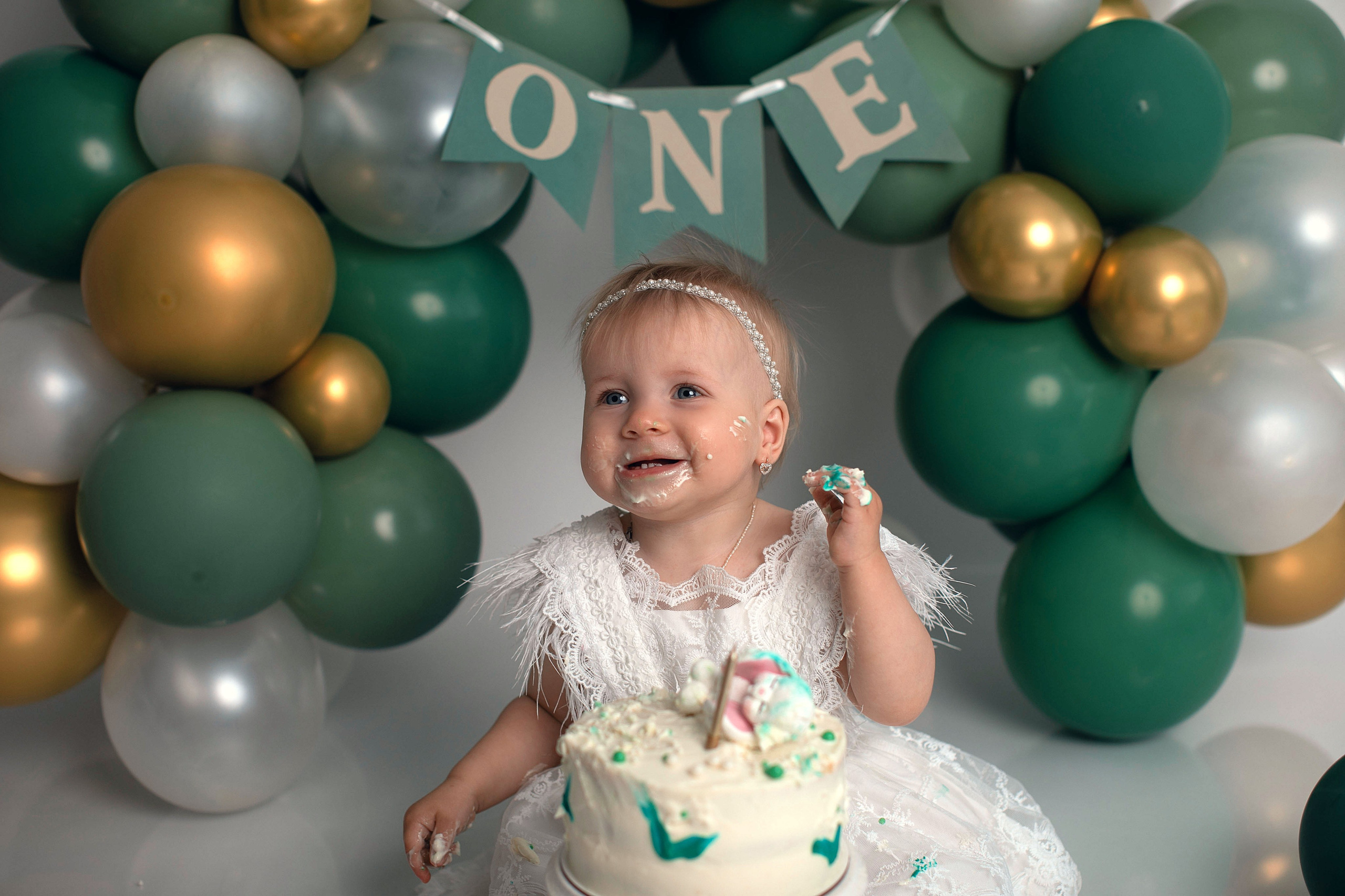 Съемка Первый тортик. Фотограф новорожденных