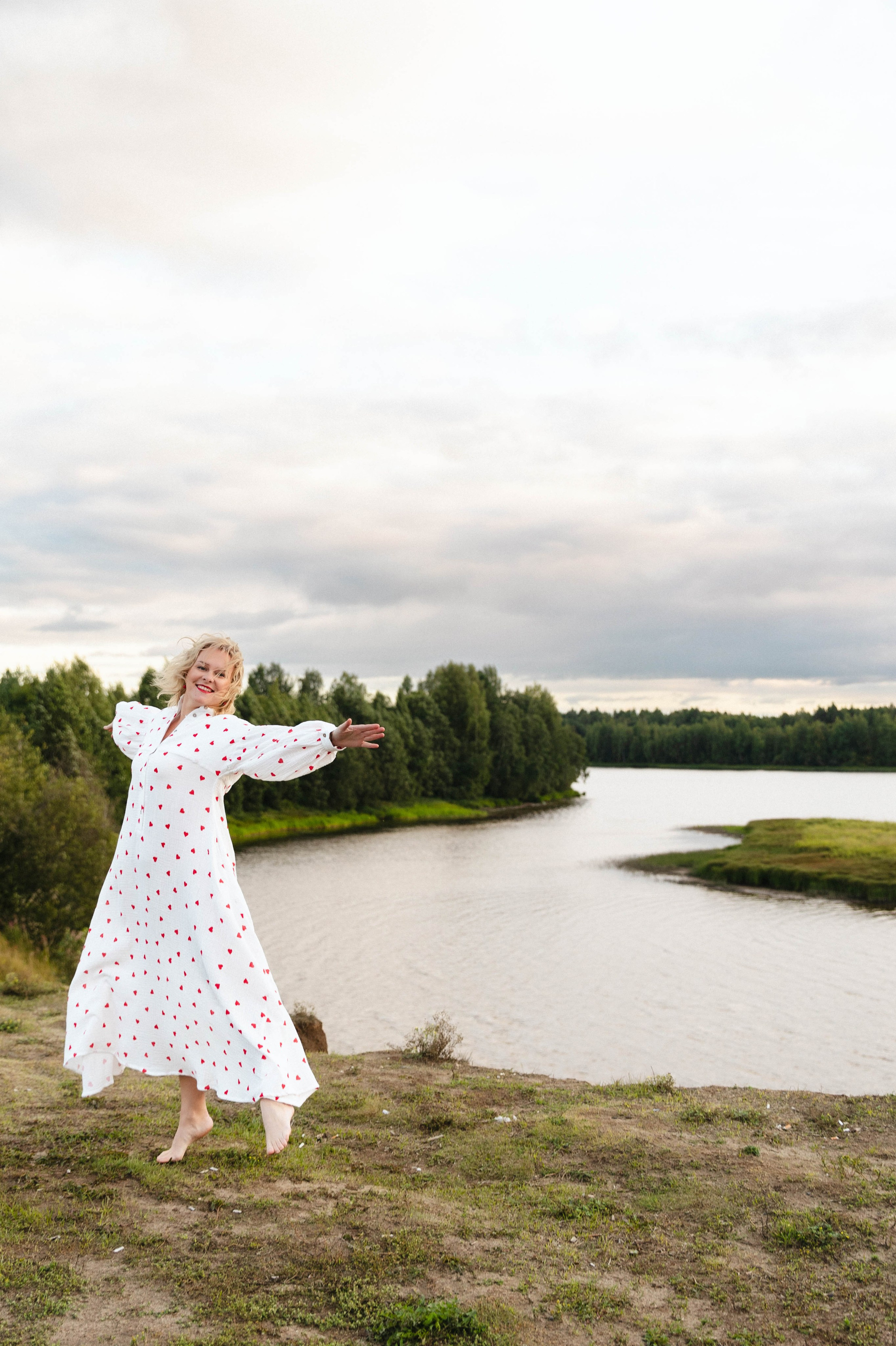 В поле с конём. Свадебный и семейный фотограф в Карелии