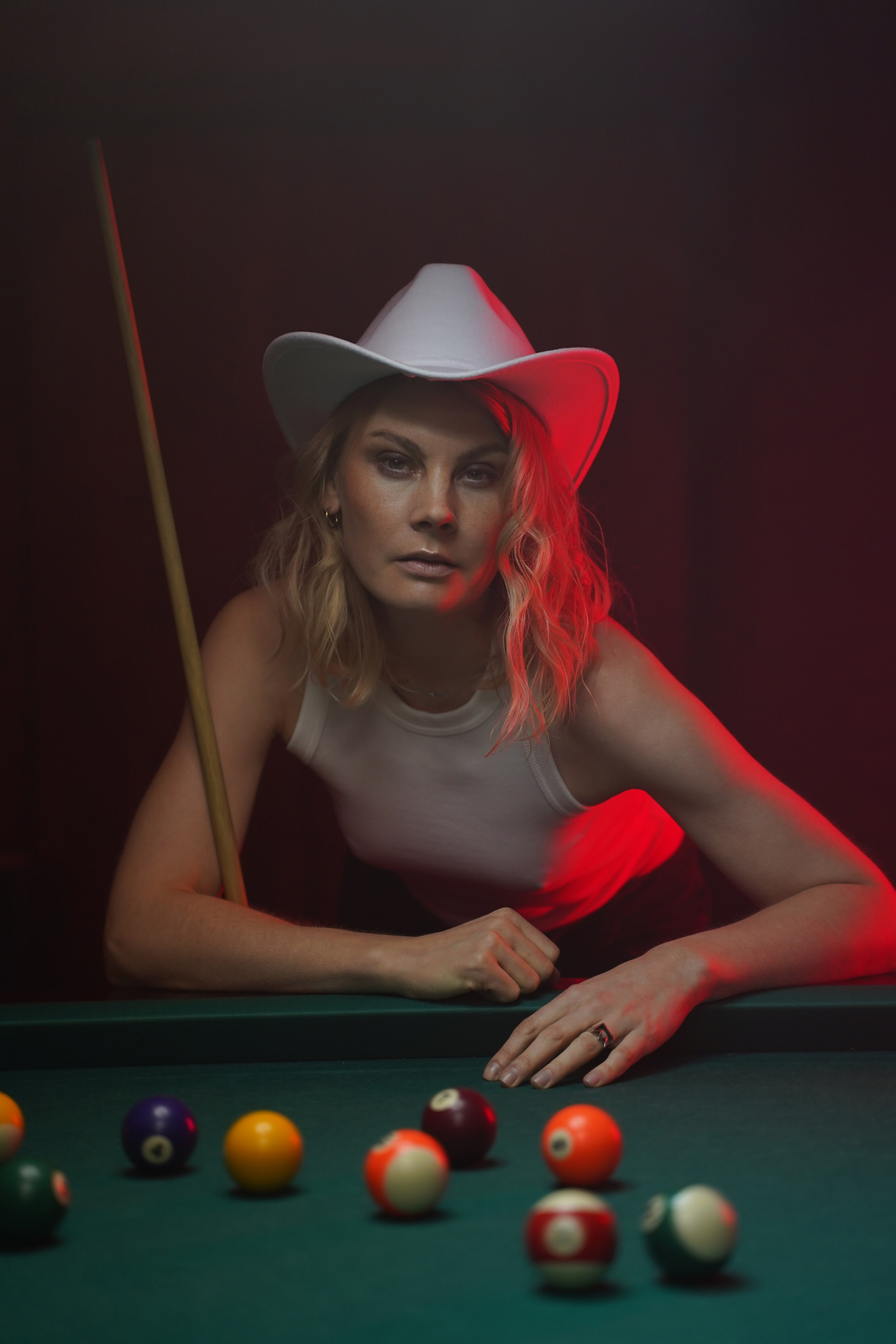 Ксения.Бильярд. Фотограф в Москве Анна Комягина