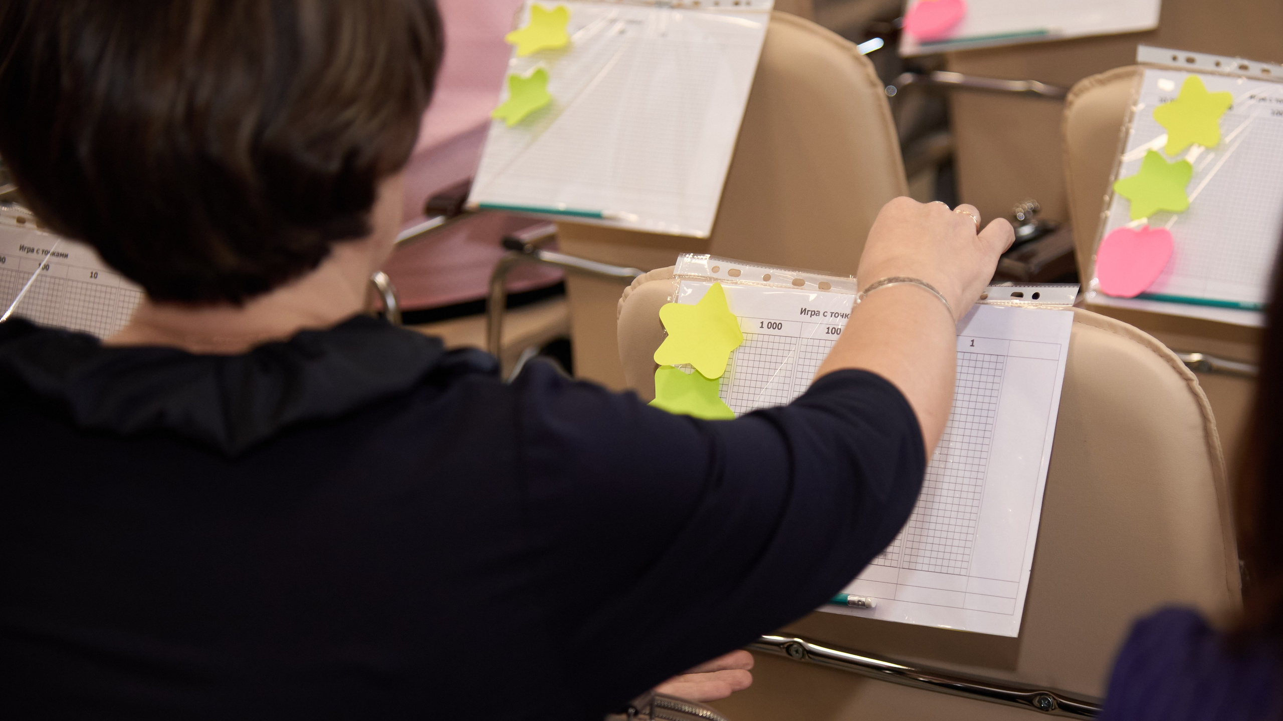 Воспитатель года 2025 в Ленинск-Кузнецком. [fXph] Фотограф Масликов Илья. Съёмка мероприятий в Ленинске-Кузнецком