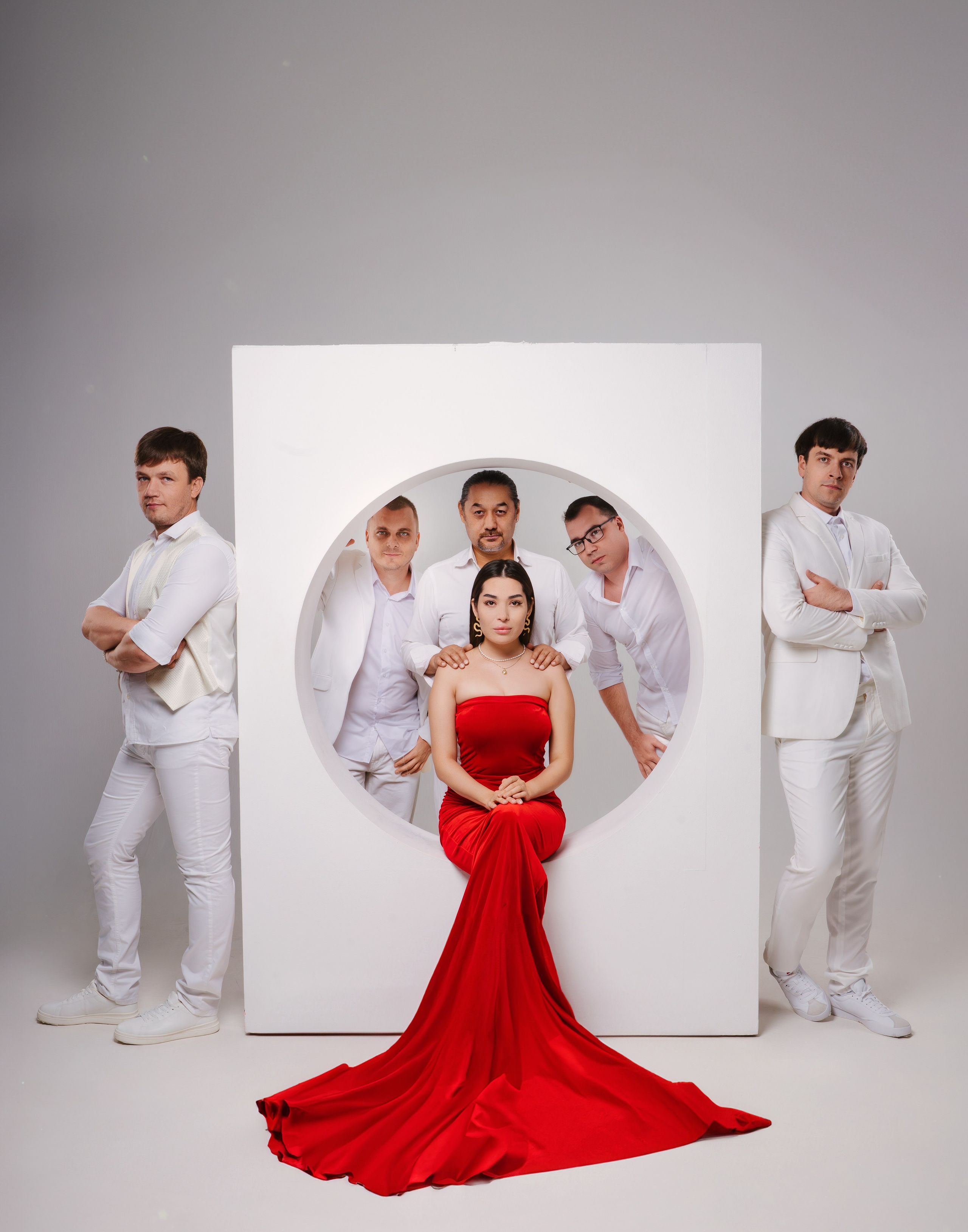 Latino Guns. Профессиональная съемка в Алматы