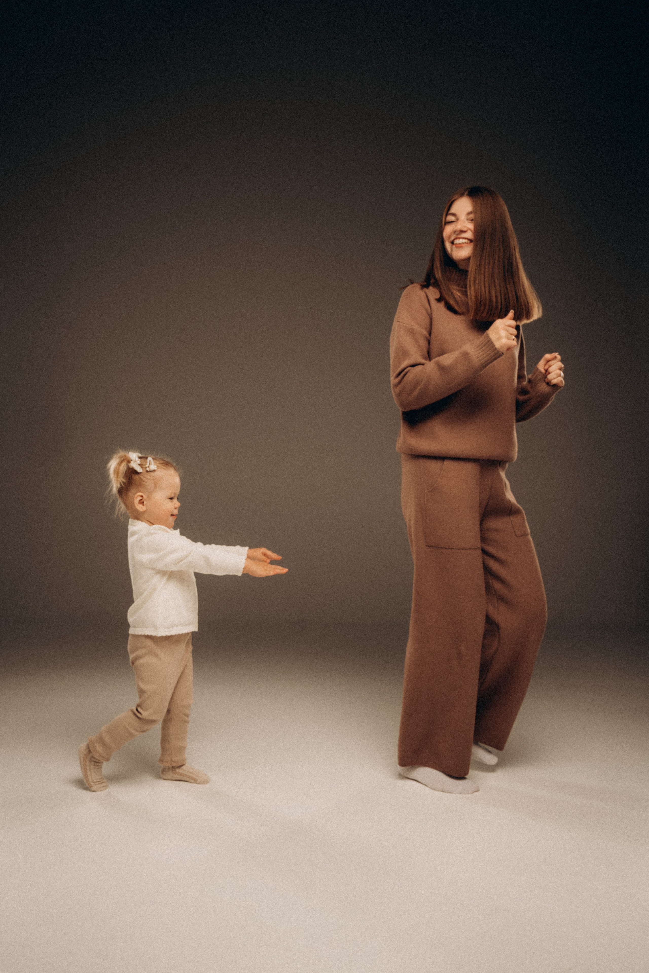 Анастасия и Аделина. Фотограф Мария Миллс | Минск