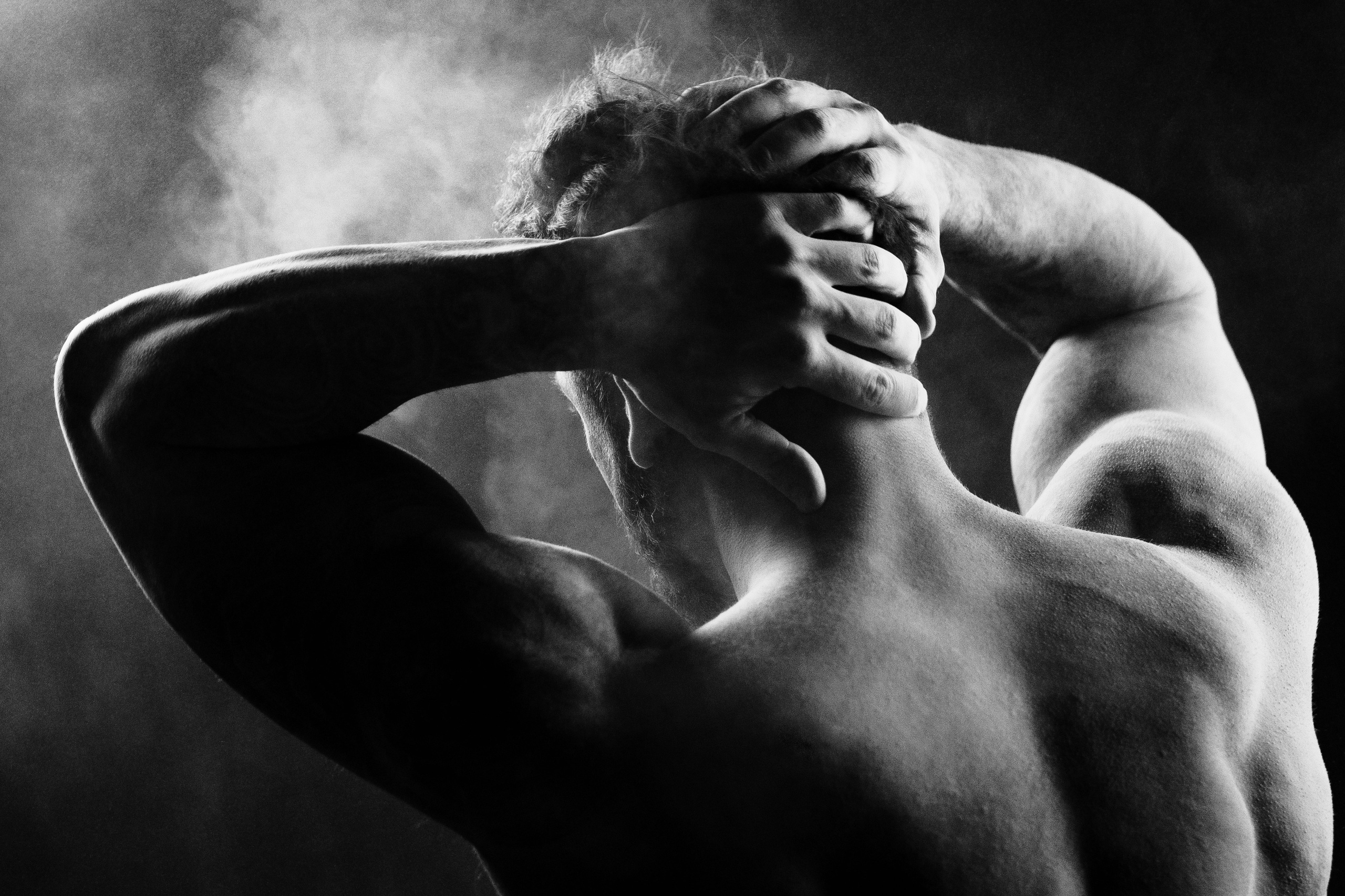 ФК Вахтанг Каландадзе. Ольга Пилант. АРТ, бэкстейдж, свадебная и семейная фотография, городской портрет, интерьерная фотография