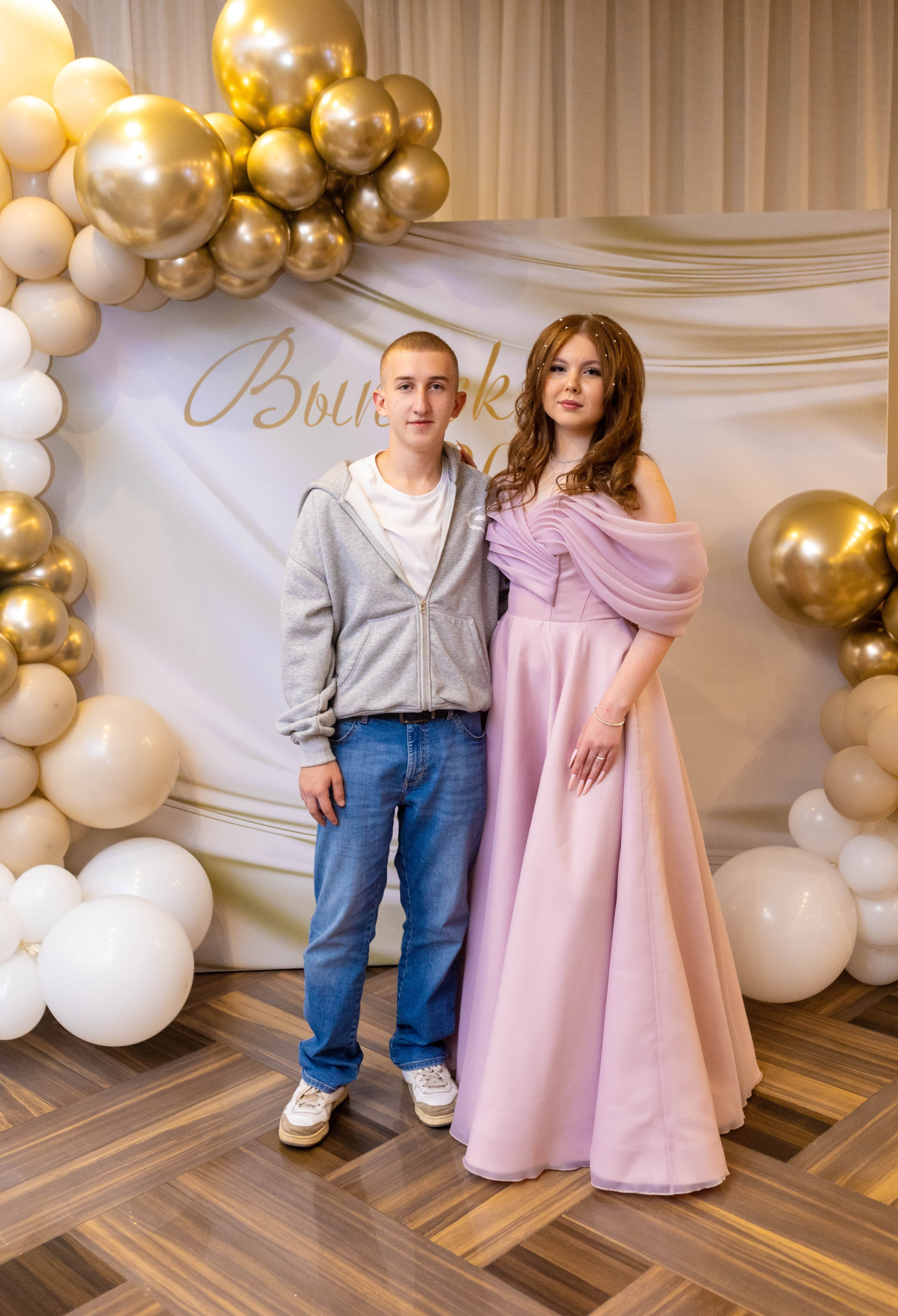 Выпускной 11а в Брудершафте 2025 г. Свадебный и предметный фотограф Ренат Каламперов