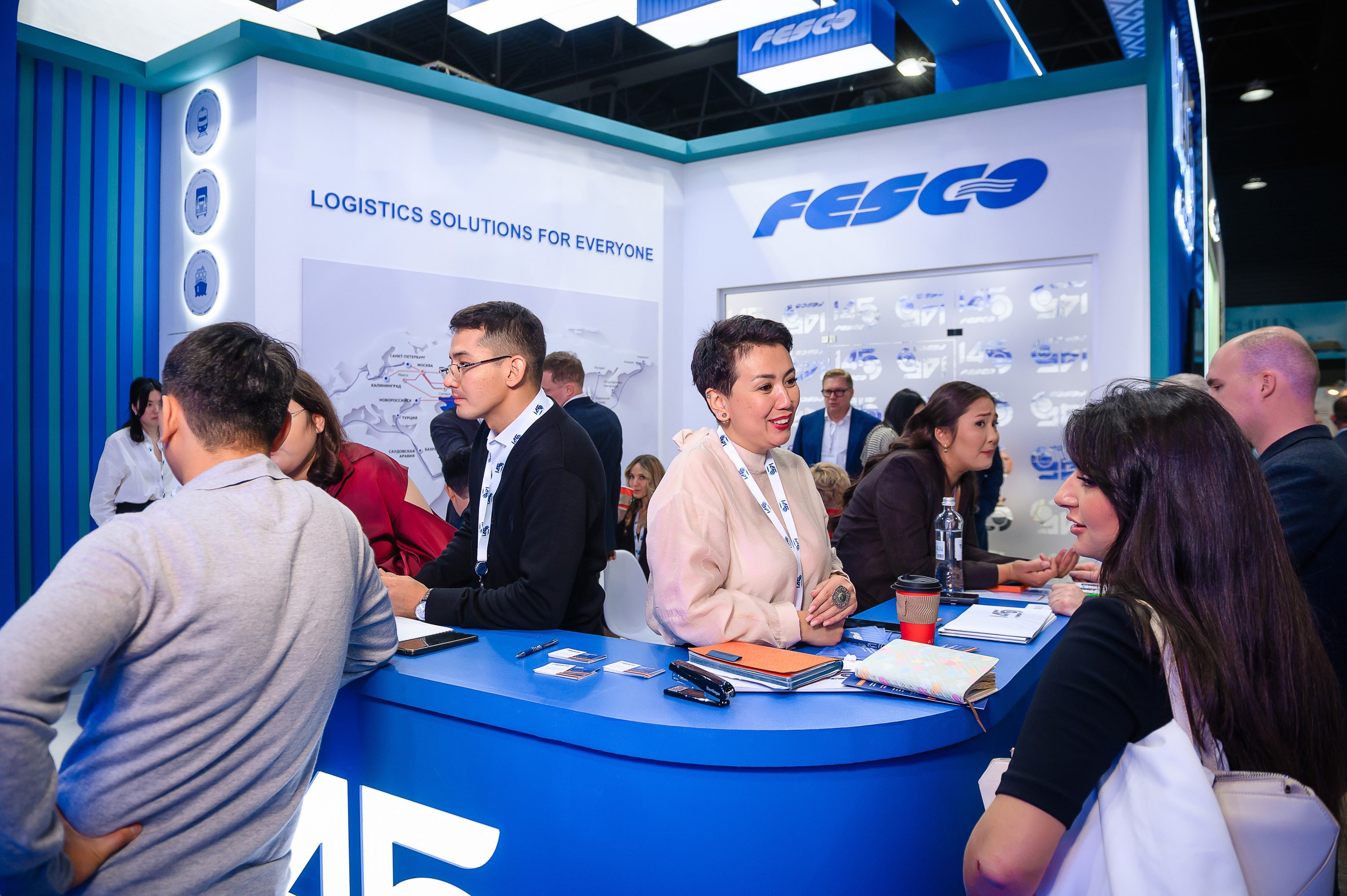 Компания Fesco на выставке TransLogistica Kazakhstan 2025. Интерьерный и репортажный фотограф в Алматы