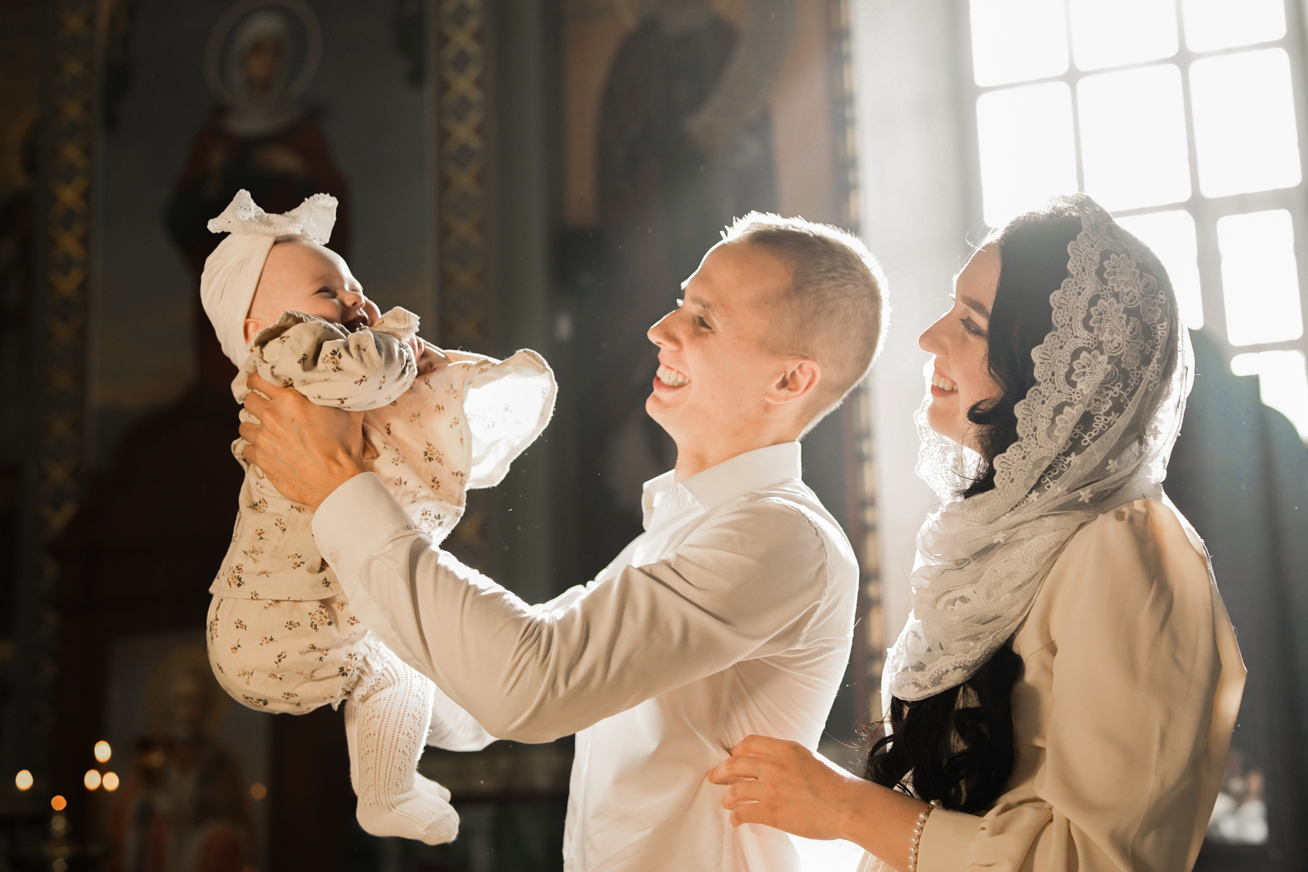 Фотограф на крещение нижний новгород.Церковь Вознесения Господня на Ильинке. Фотограф на крещение и венчание в Нижнем Новгороде.Свадебный Фотограф