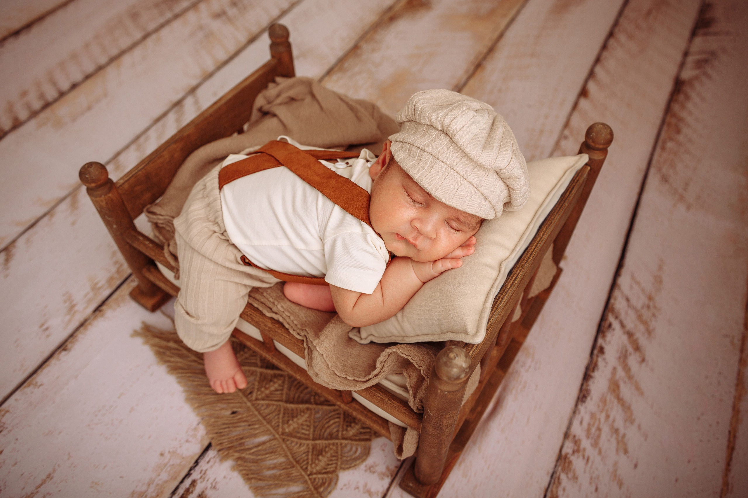 Лео. Фотограф новорожденных Тверь Диана Муляева