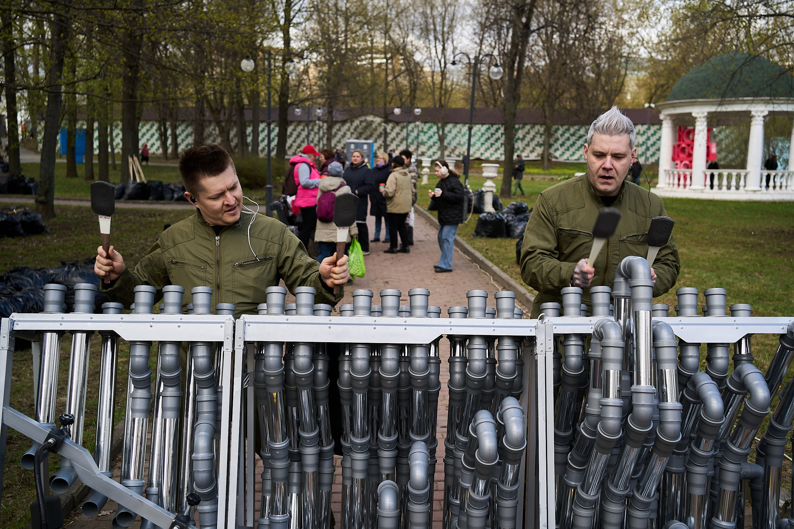 Субботник у Управления делами Мэра и Правительства Москвы. Фотограф и Видеограф в Москве. Олег Корушев